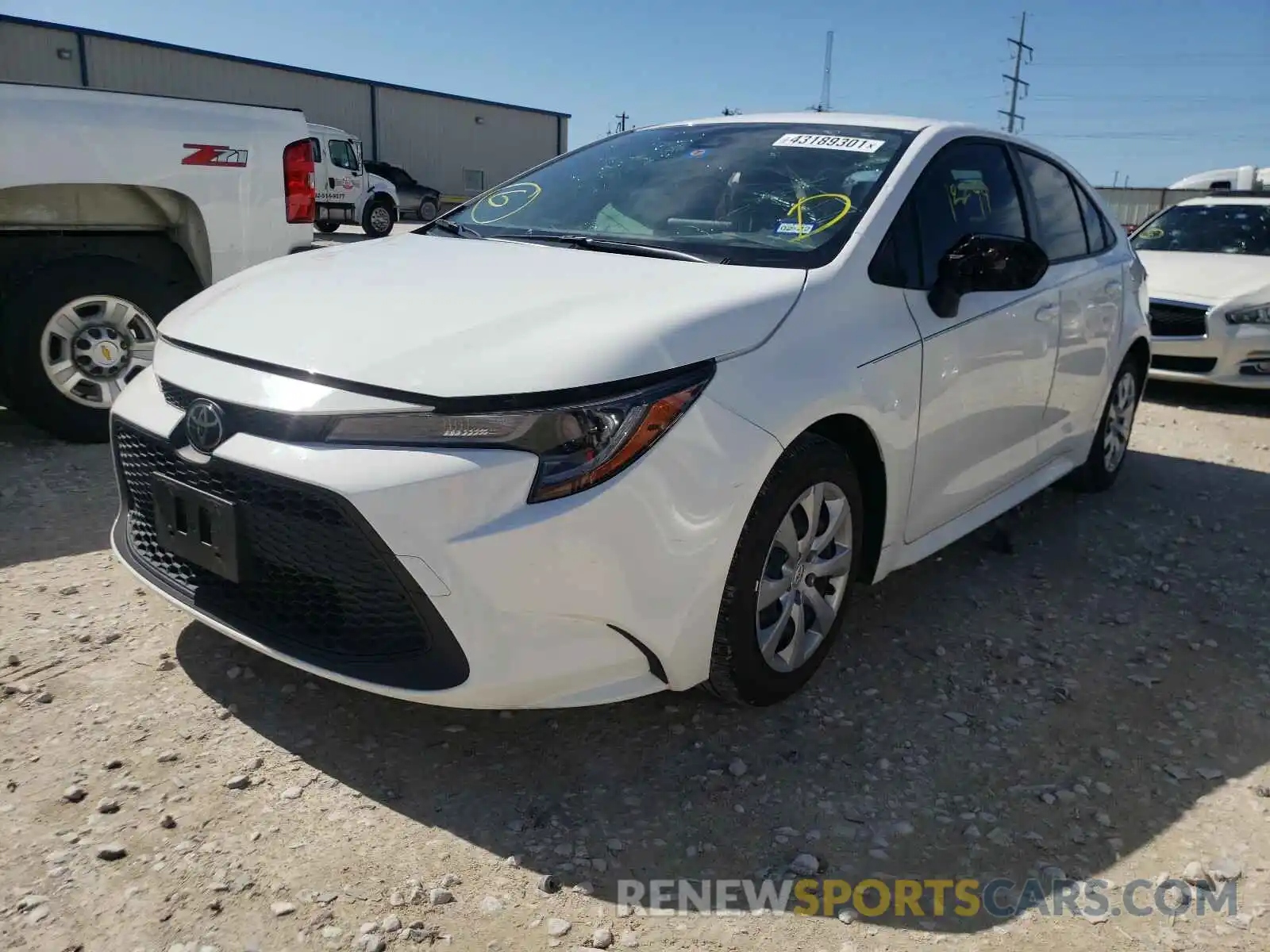 2 Photograph of a damaged car JTDEPRAE9LJ081806 TOYOTA COROLLA 2020