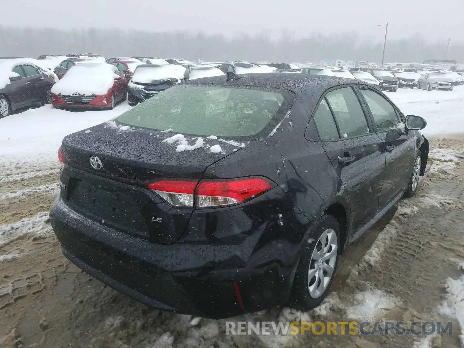 4 Photograph of a damaged car JTDEPRAE9LJ083166 TOYOTA COROLLA 2020