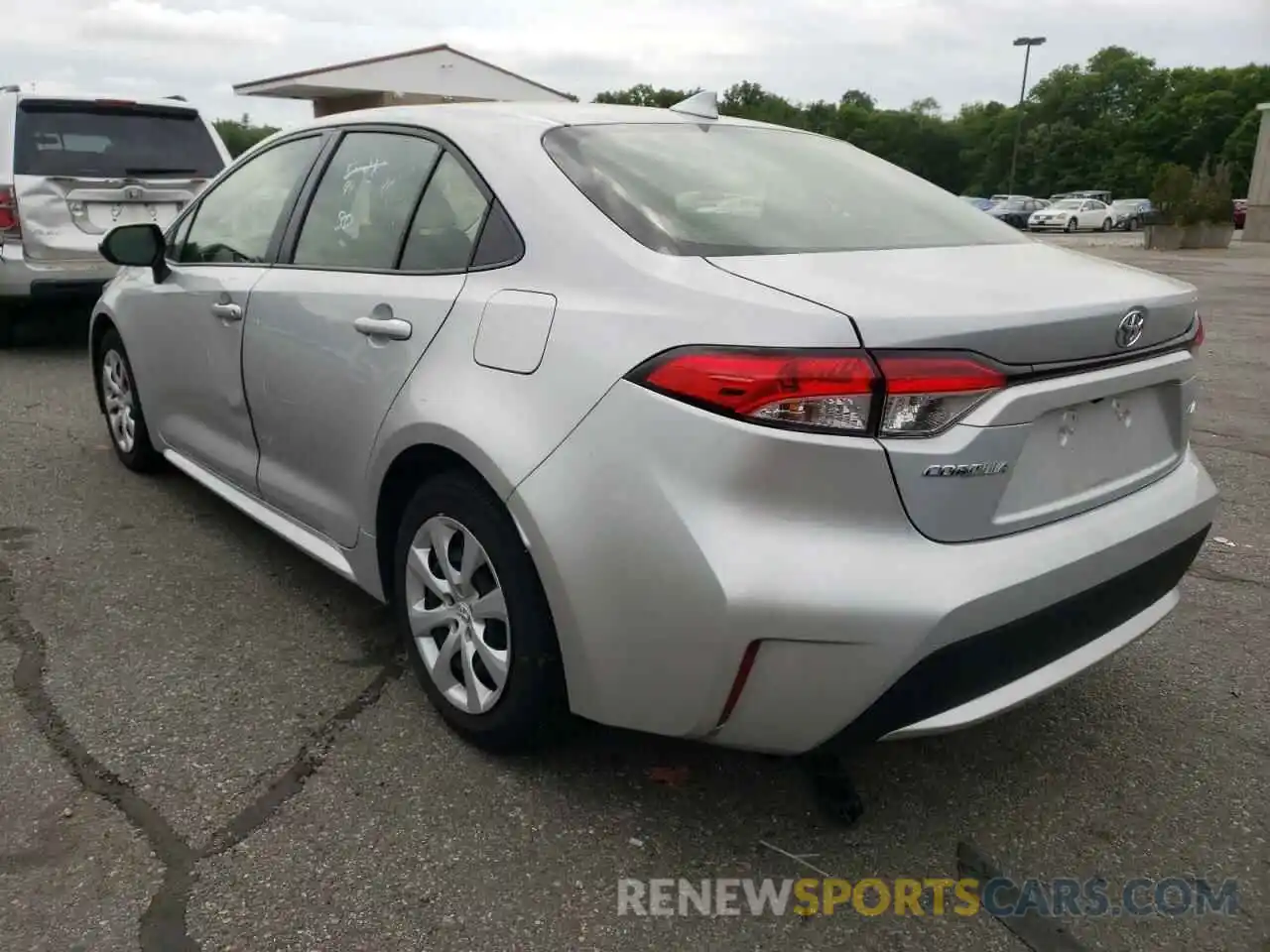 3 Photograph of a damaged car JTDEPRAE9LJ083264 TOYOTA COROLLA 2020