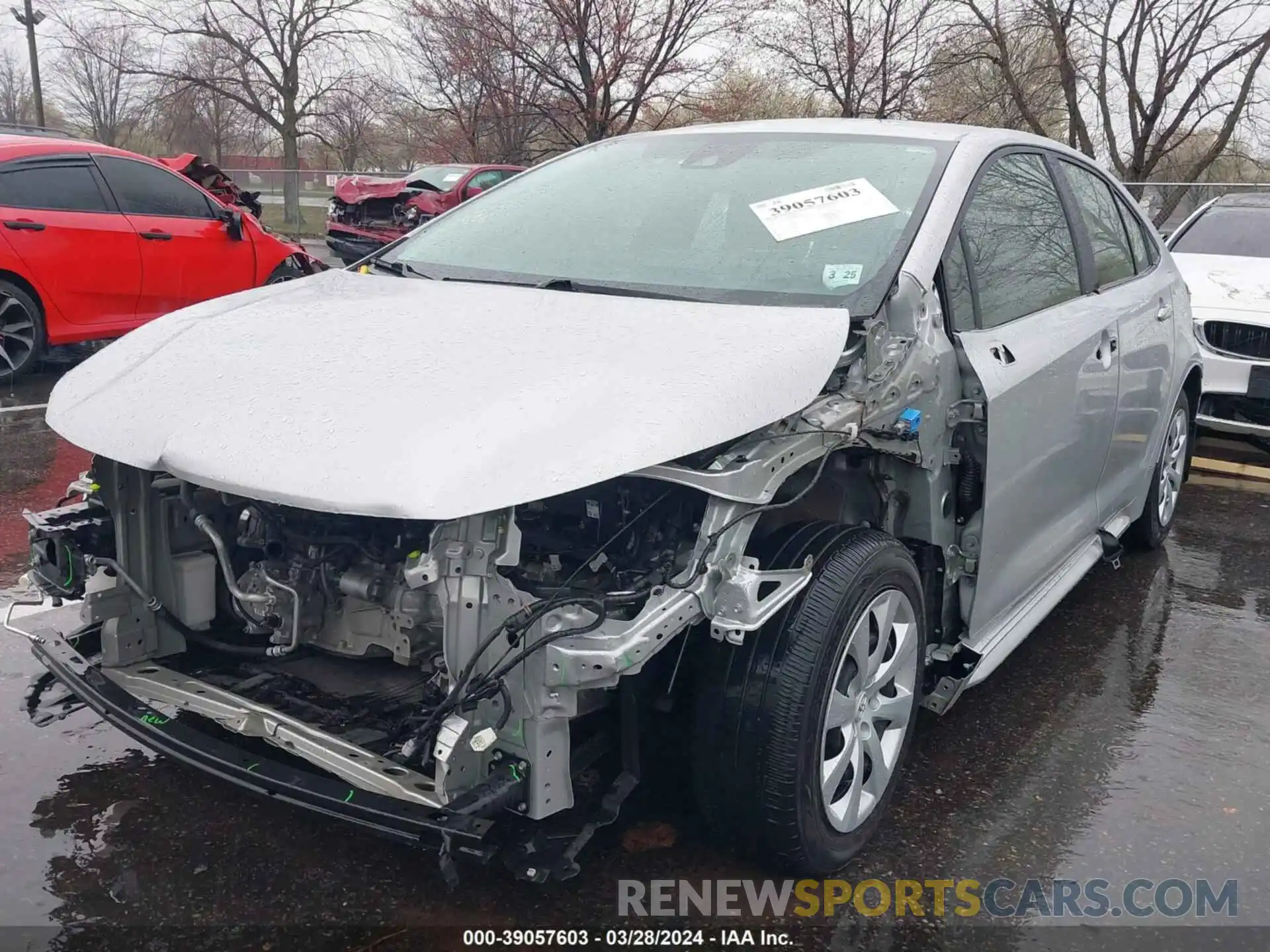 2 Photograph of a damaged car JTDEPRAE9LJ085130 TOYOTA COROLLA 2020