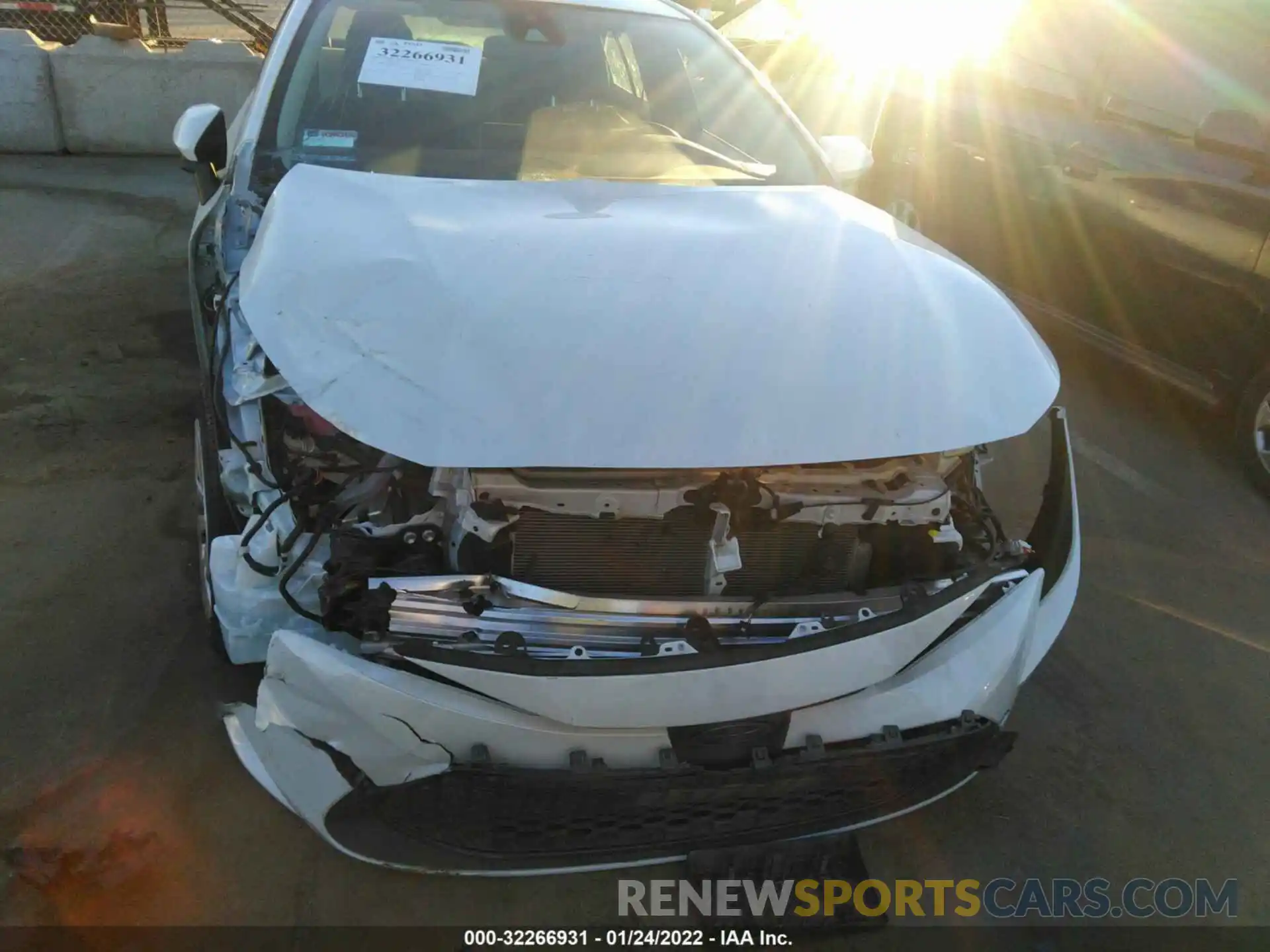 6 Photograph of a damaged car JTDEPRAE9LJ091669 TOYOTA COROLLA 2020