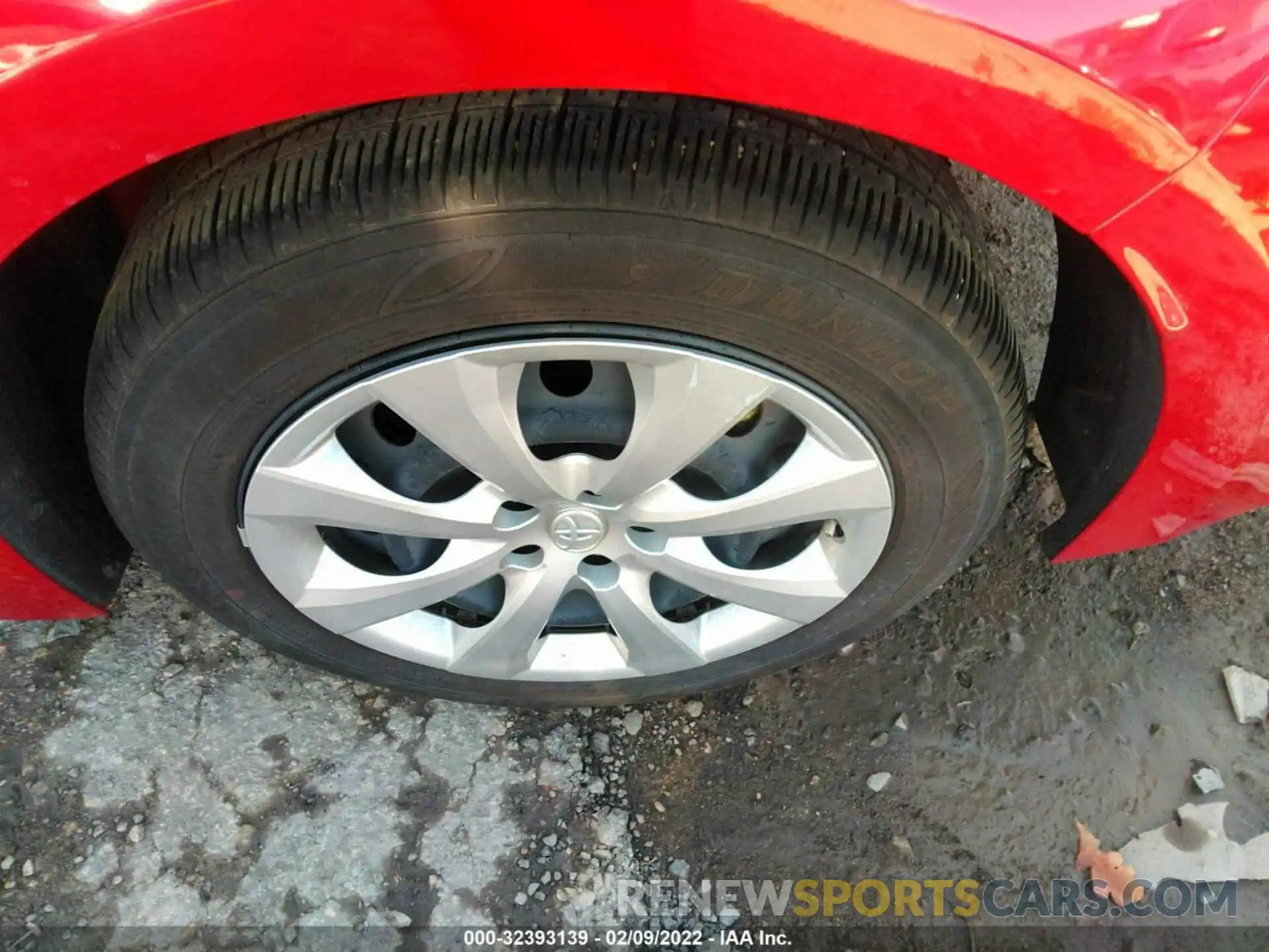 14 Photograph of a damaged car JTDEPRAE9LJ091817 TOYOTA COROLLA 2020