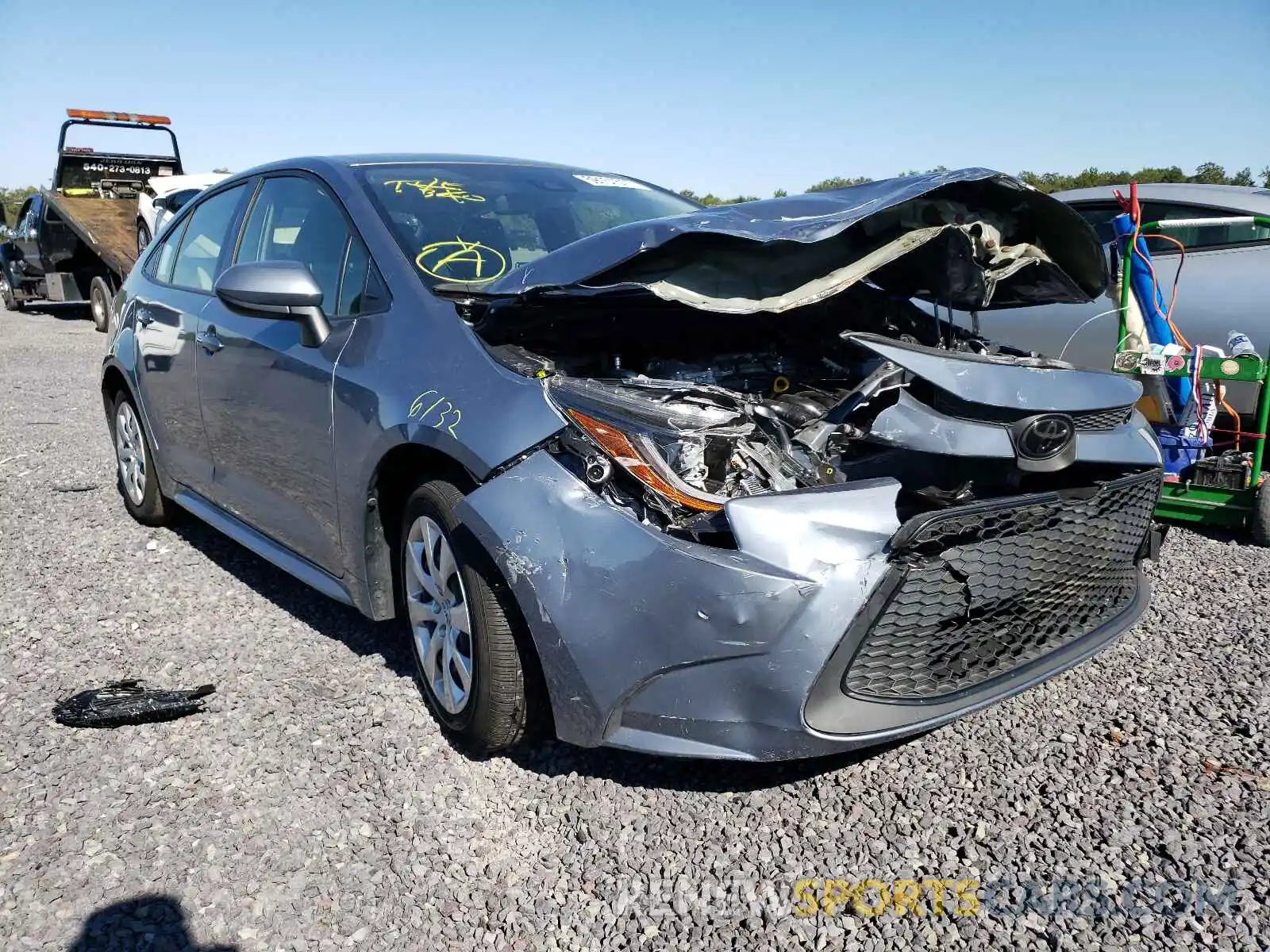 1 Photograph of a damaged car JTDEPRAE9LJ092305 TOYOTA COROLLA 2020