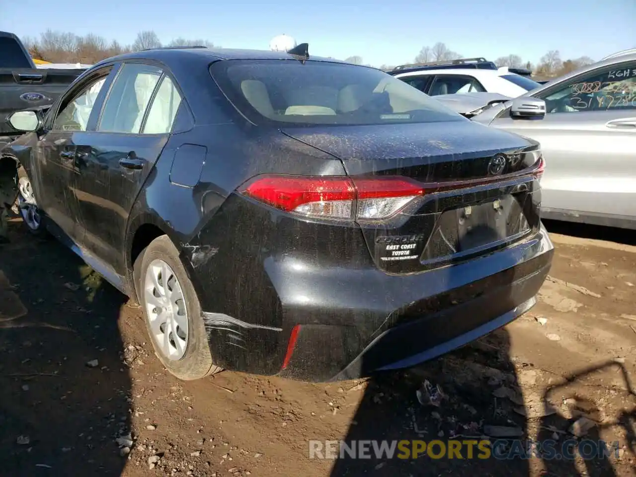 3 Photograph of a damaged car JTDEPRAE9LJ093504 TOYOTA COROLLA 2020