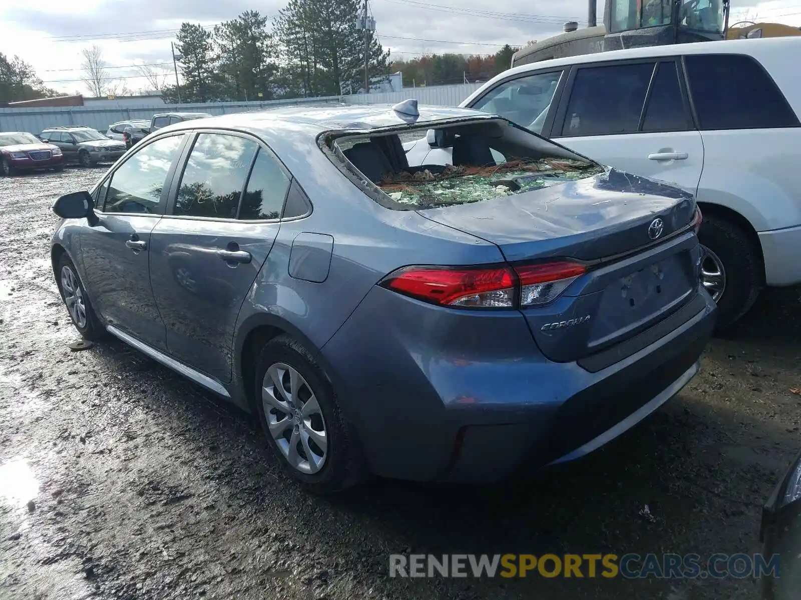 3 Photograph of a damaged car JTDEPRAE9LJ093678 TOYOTA COROLLA 2020