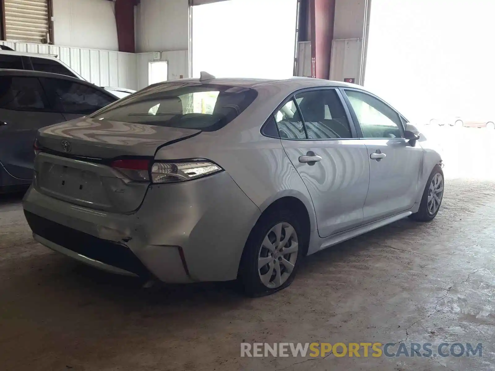 4 Photograph of a damaged car JTDEPRAE9LJ094927 TOYOTA COROLLA 2020