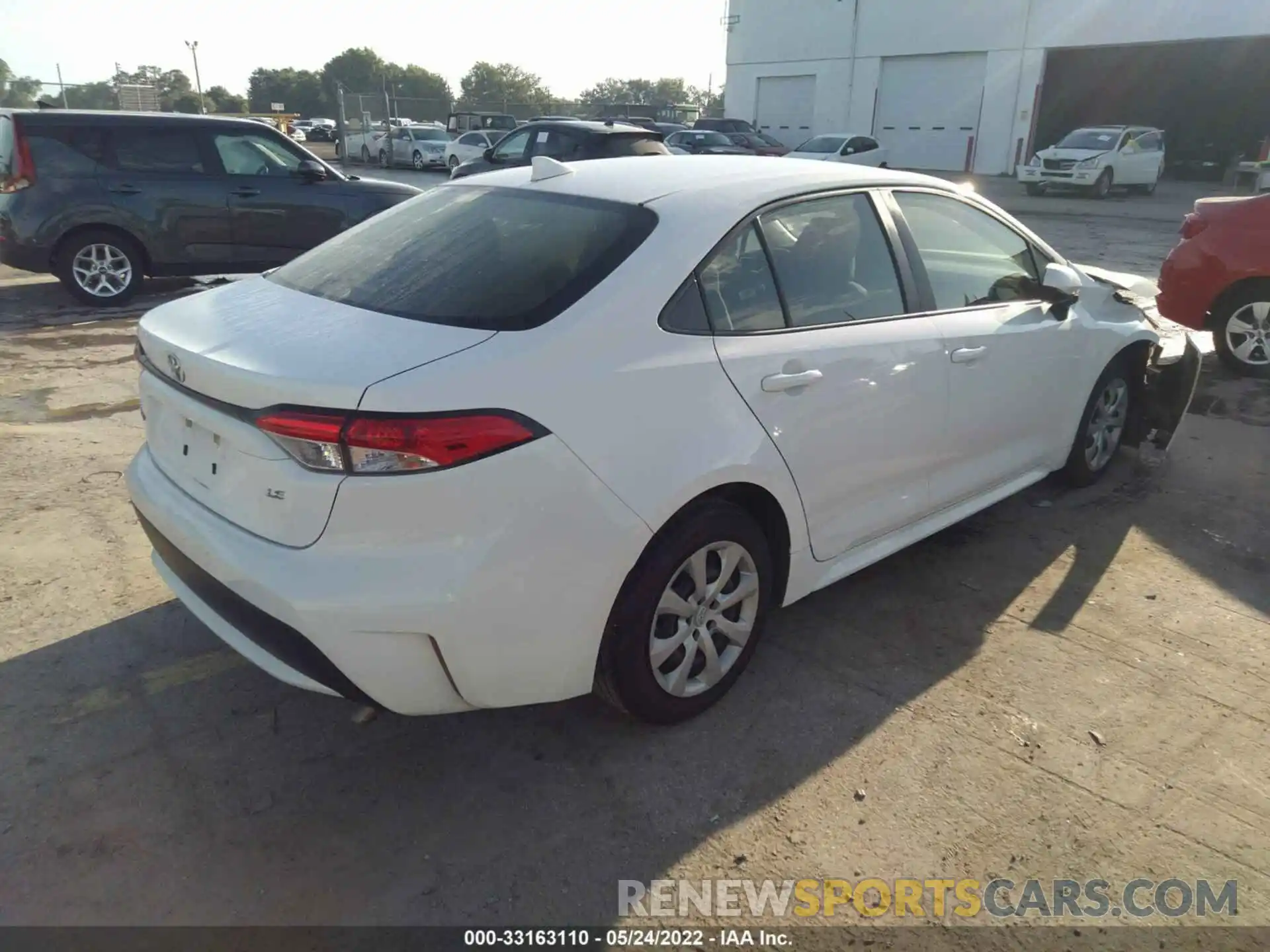 4 Photograph of a damaged car JTDEPRAE9LJ095639 TOYOTA COROLLA 2020