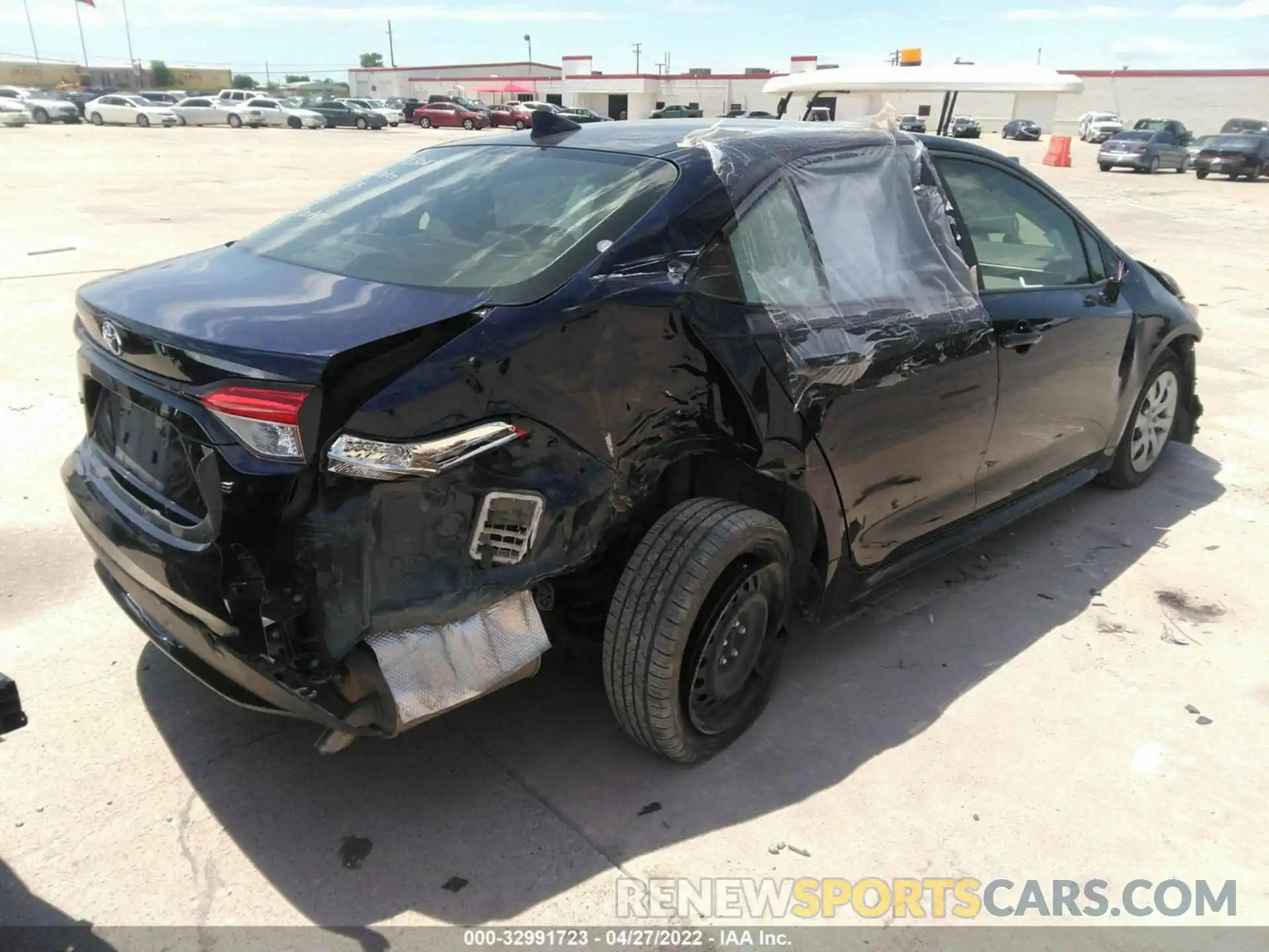 4 Photograph of a damaged car JTDEPRAE9LJ096595 TOYOTA COROLLA 2020