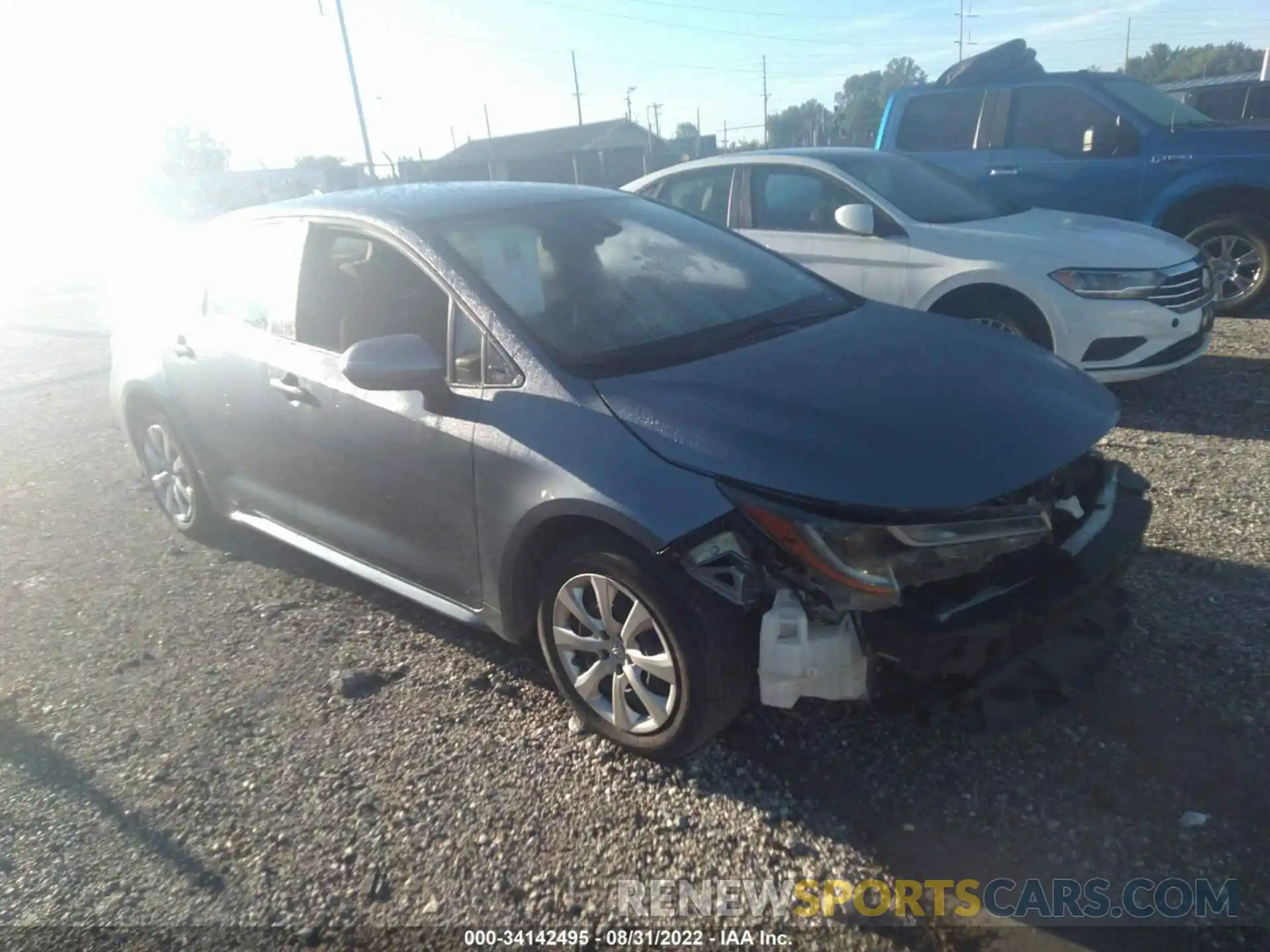 1 Photograph of a damaged car JTDEPRAE9LJ096919 TOYOTA COROLLA 2020