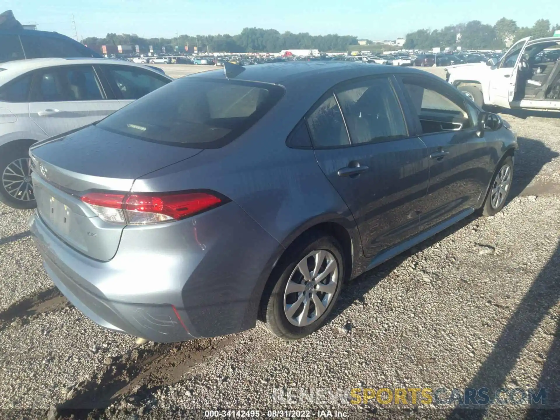 4 Photograph of a damaged car JTDEPRAE9LJ096919 TOYOTA COROLLA 2020