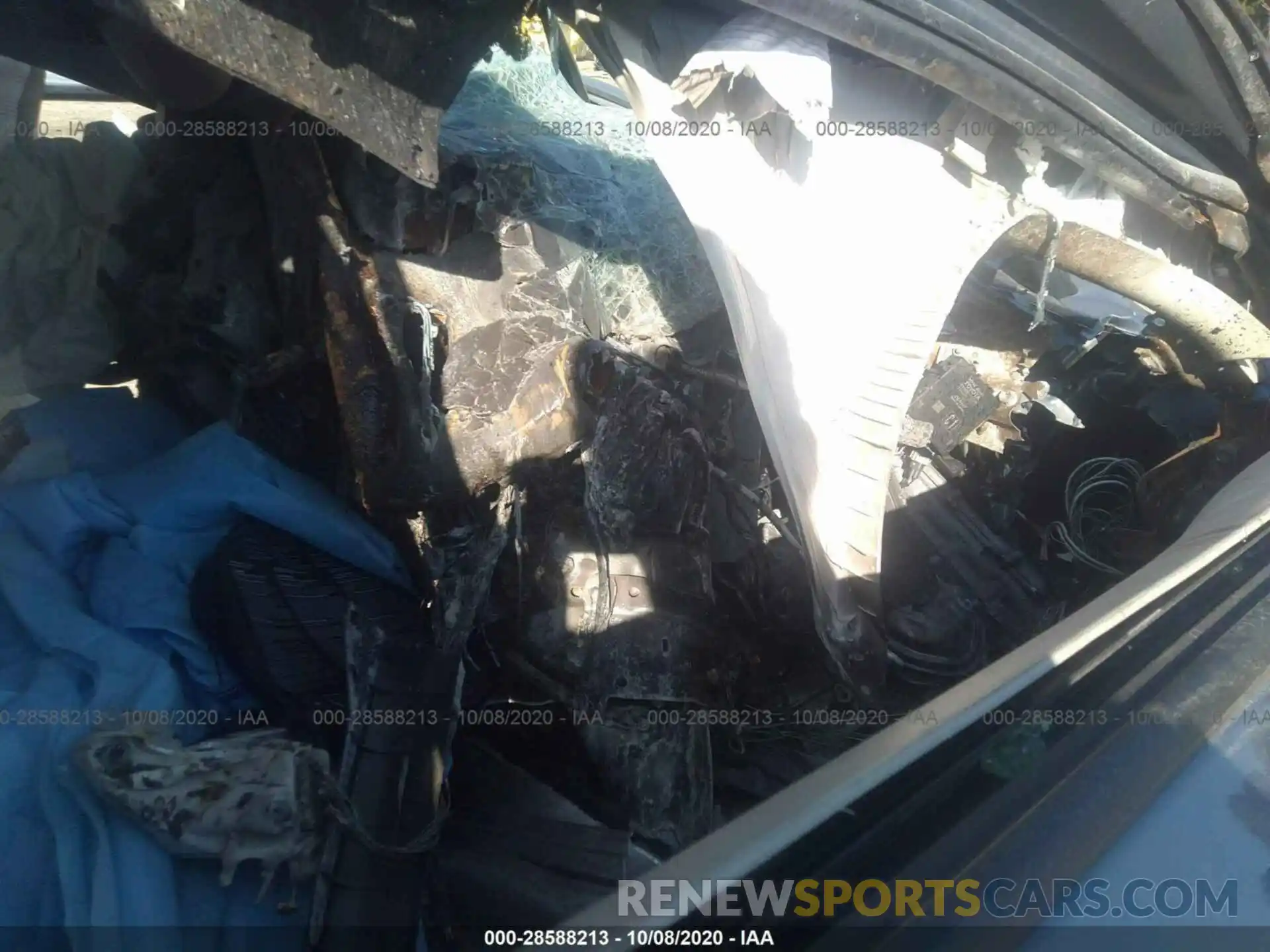 5 Photograph of a damaged car JTDEPRAE9LJ097374 TOYOTA COROLLA 2020