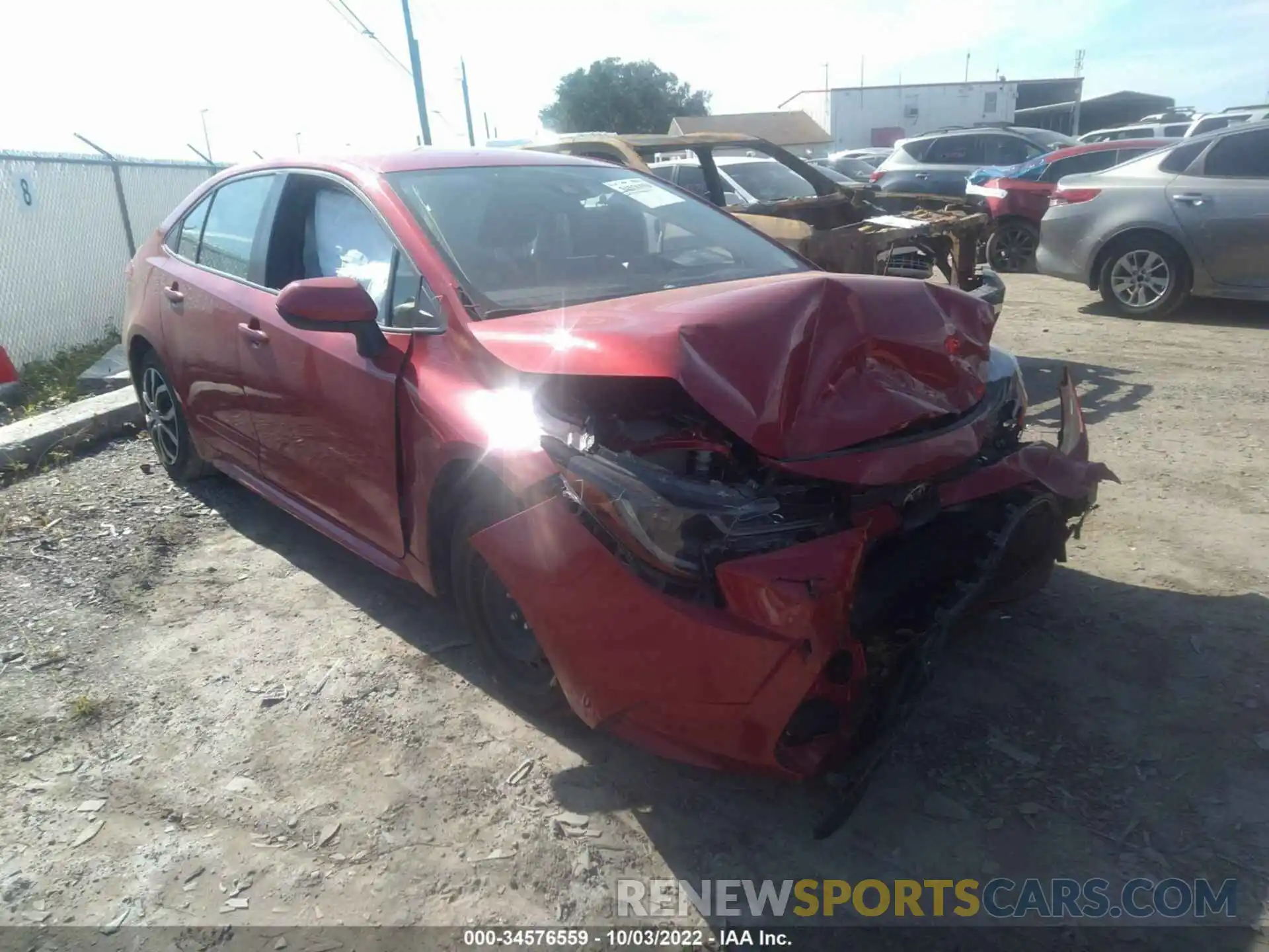 1 Photograph of a damaged car JTDEPRAE9LJ097813 TOYOTA COROLLA 2020