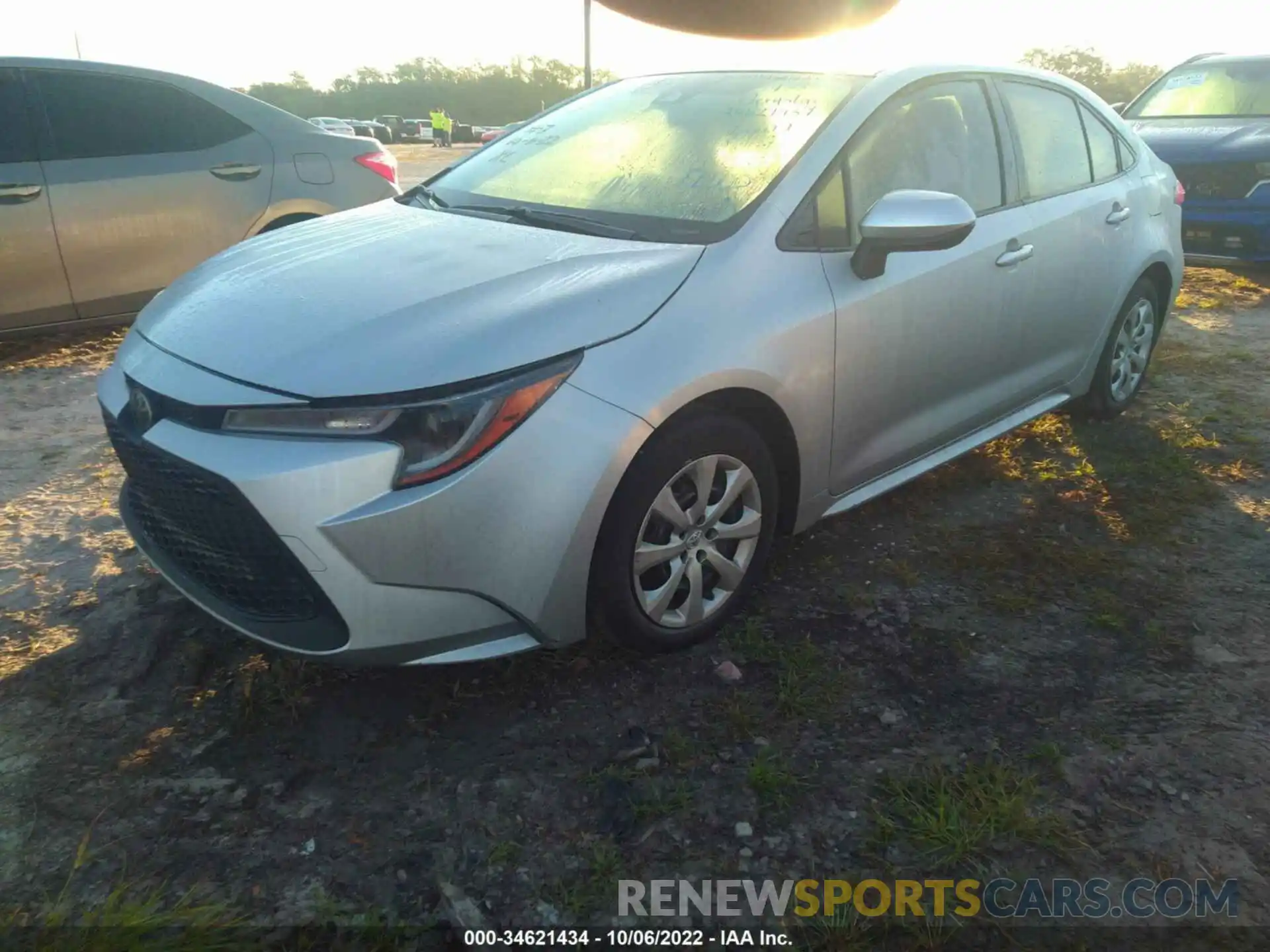 2 Photograph of a damaged car JTDEPRAE9LJ098735 TOYOTA COROLLA 2020