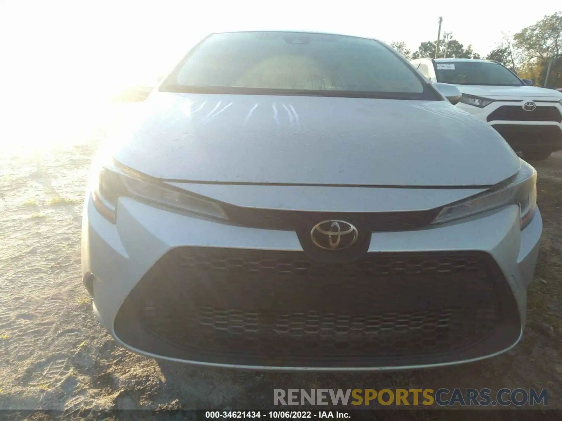 6 Photograph of a damaged car JTDEPRAE9LJ098735 TOYOTA COROLLA 2020