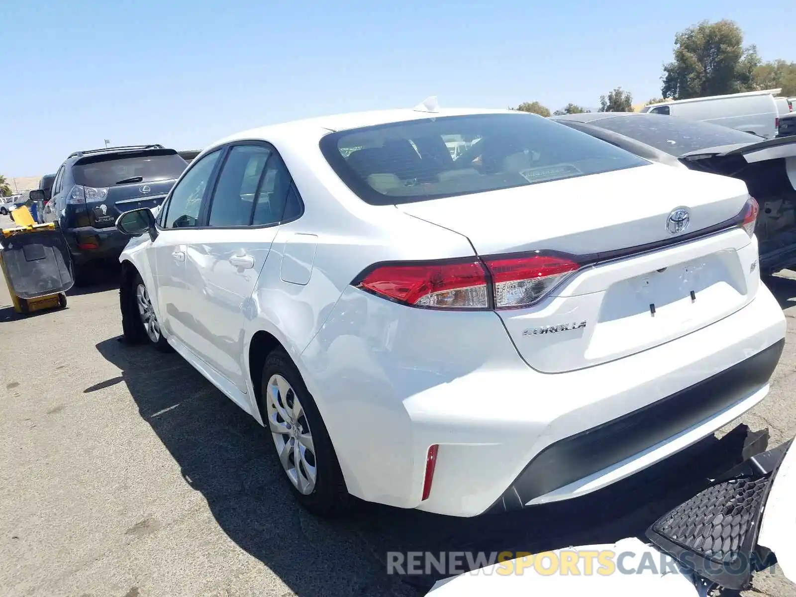 3 Photograph of a damaged car JTDEPRAE9LJ098931 TOYOTA COROLLA 2020