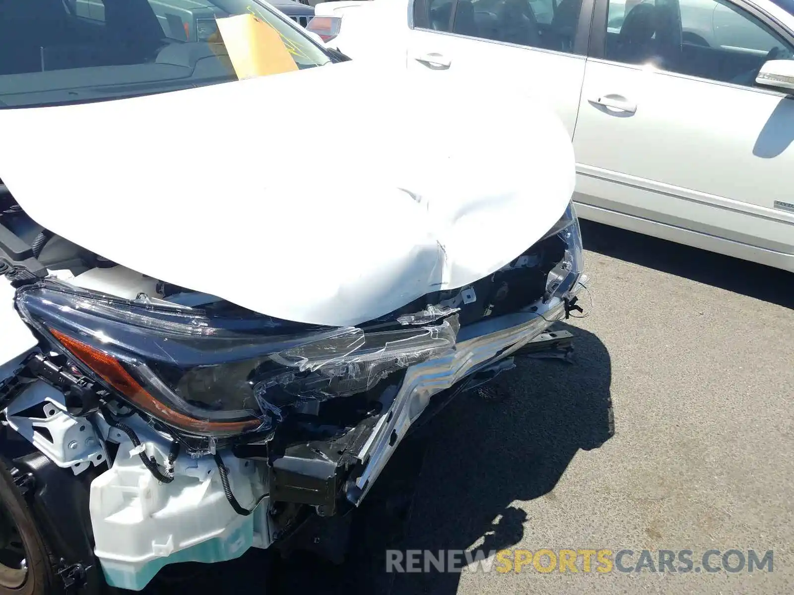 9 Photograph of a damaged car JTDEPRAE9LJ098931 TOYOTA COROLLA 2020