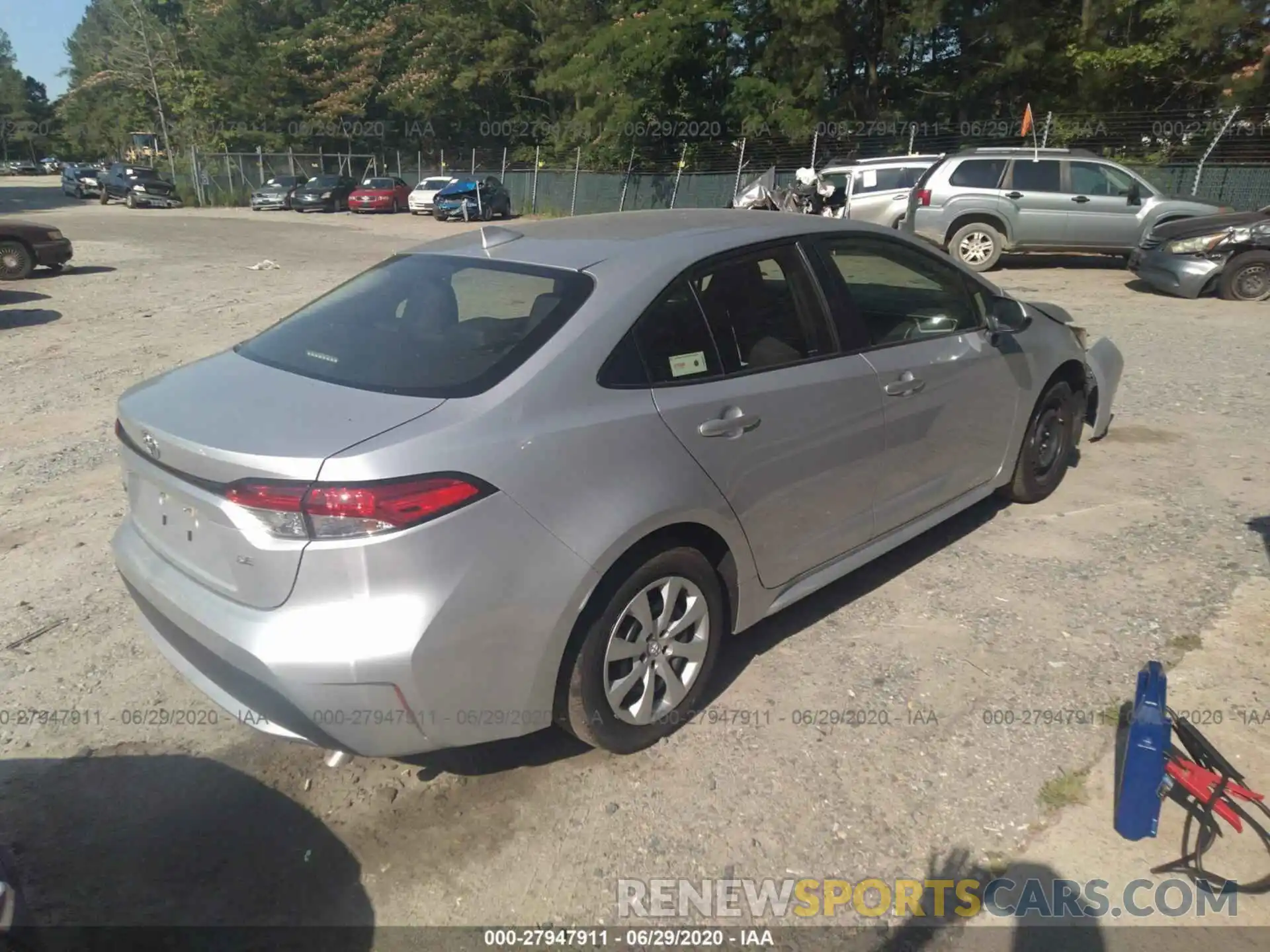 4 Photograph of a damaged car JTDEPRAE9LJ098962 TOYOTA COROLLA 2020