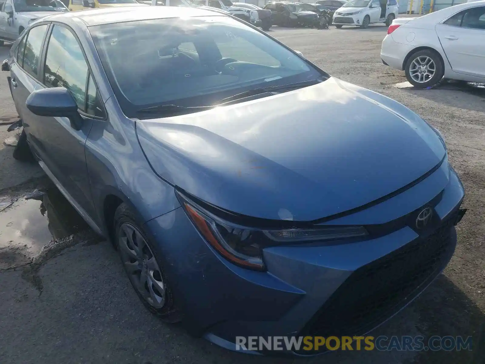 1 Photograph of a damaged car JTDEPRAE9LJ099450 TOYOTA COROLLA 2020