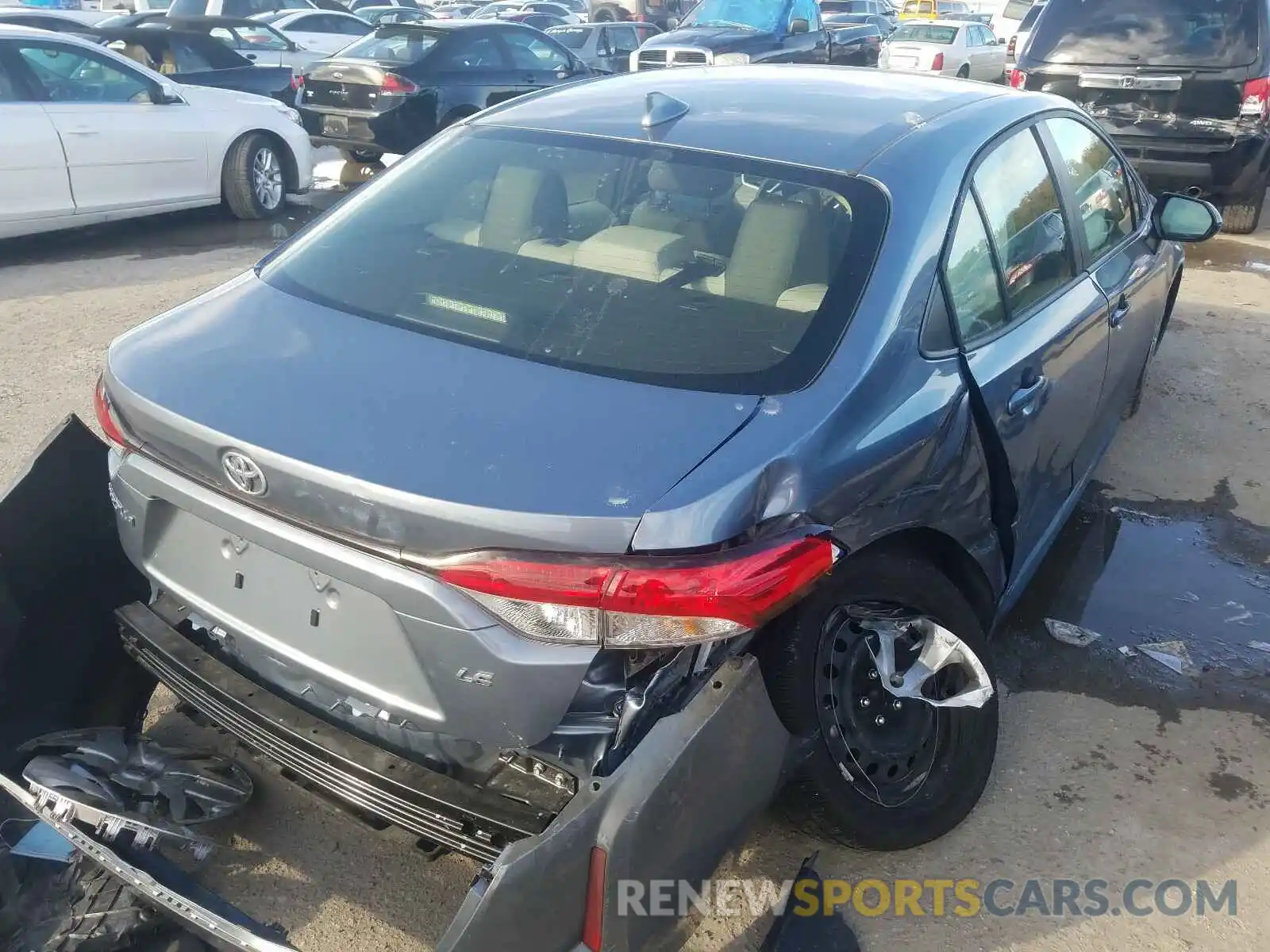 4 Photograph of a damaged car JTDEPRAE9LJ099450 TOYOTA COROLLA 2020