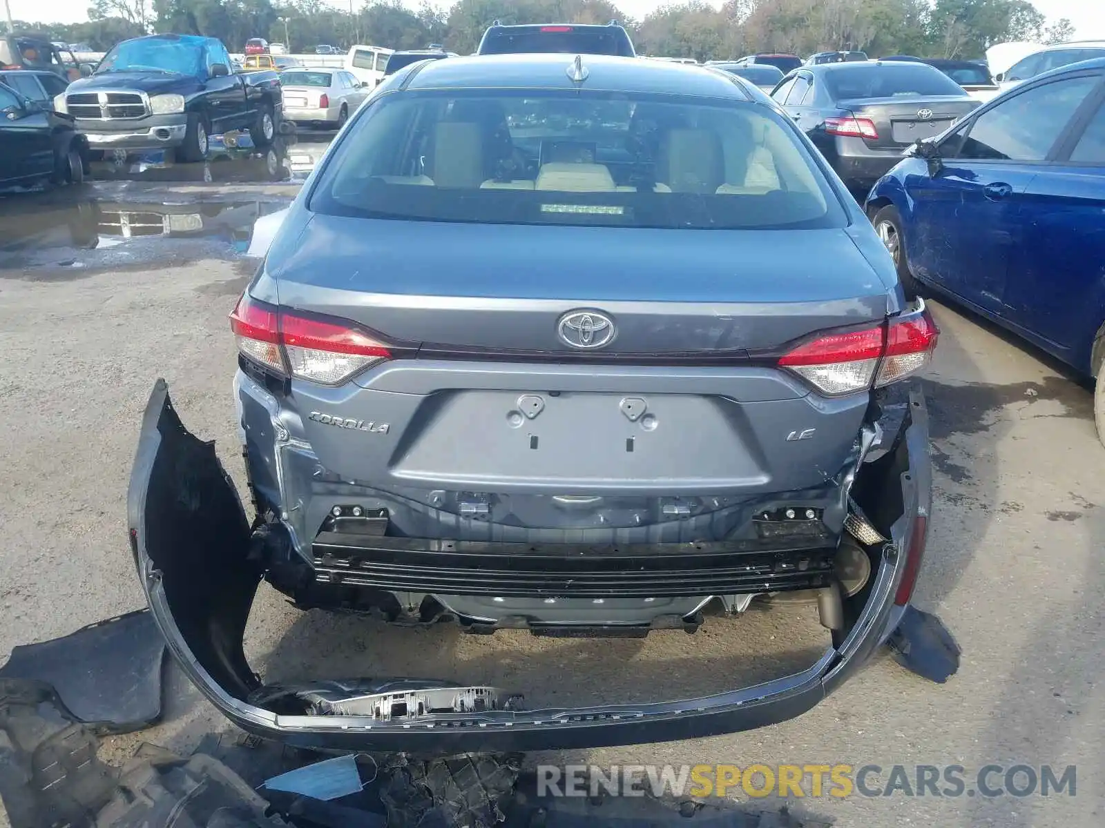 9 Photograph of a damaged car JTDEPRAE9LJ099450 TOYOTA COROLLA 2020