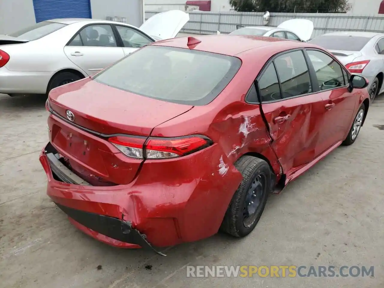 4 Photograph of a damaged car JTDEPRAE9LJ100449 TOYOTA COROLLA 2020