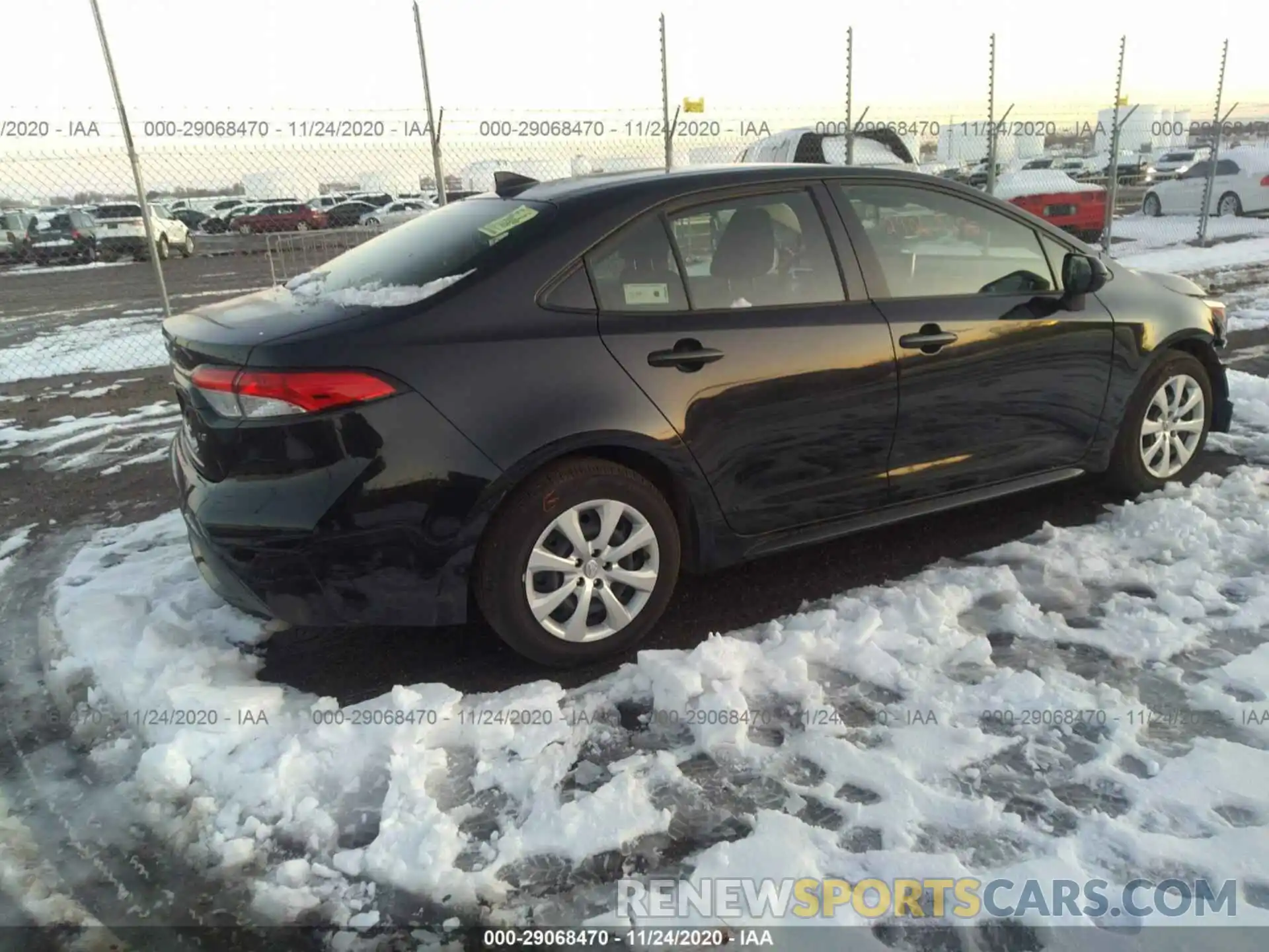 4 Photograph of a damaged car JTDEPRAE9LJ101780 TOYOTA COROLLA 2020