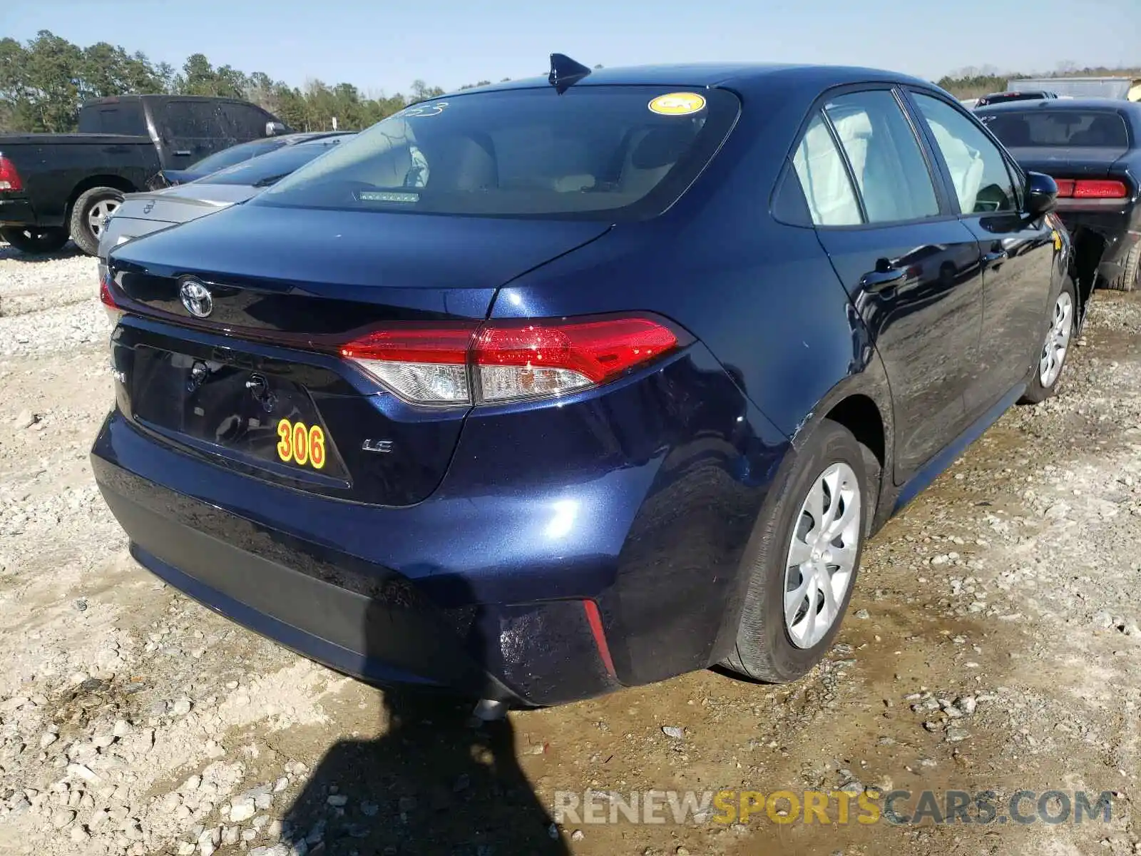 4 Photograph of a damaged car JTDEPRAE9LJ102153 TOYOTA COROLLA 2020