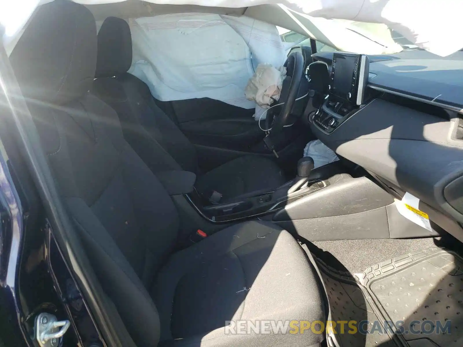 5 Photograph of a damaged car JTDEPRAE9LJ102153 TOYOTA COROLLA 2020