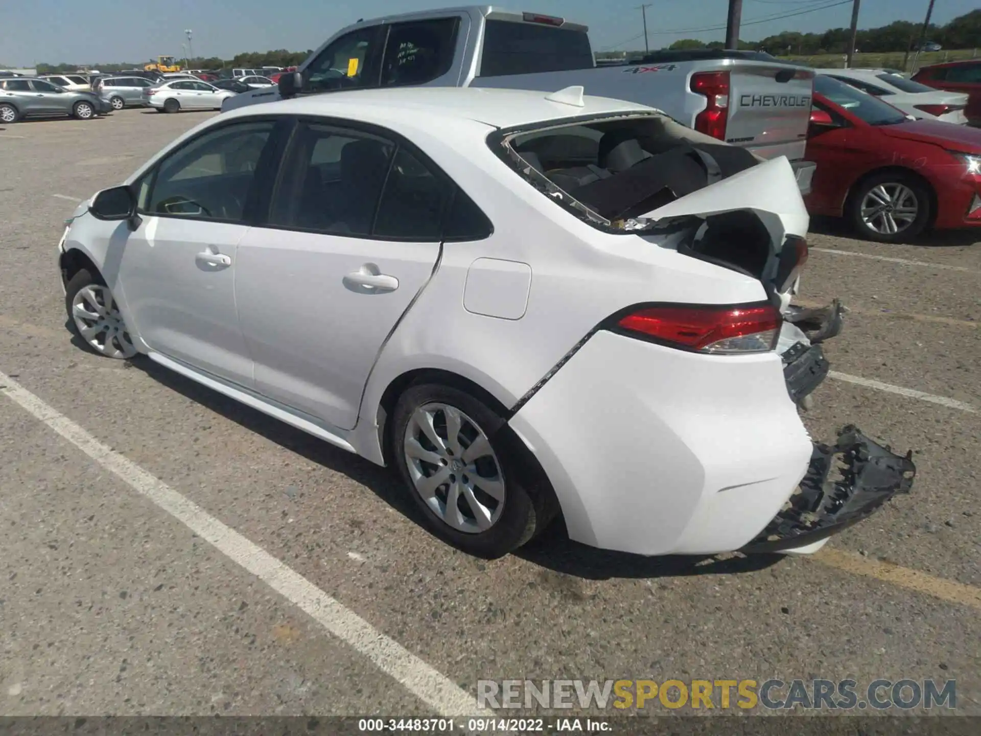 3 Photograph of a damaged car JTDEPRAE9LJ103125 TOYOTA COROLLA 2020