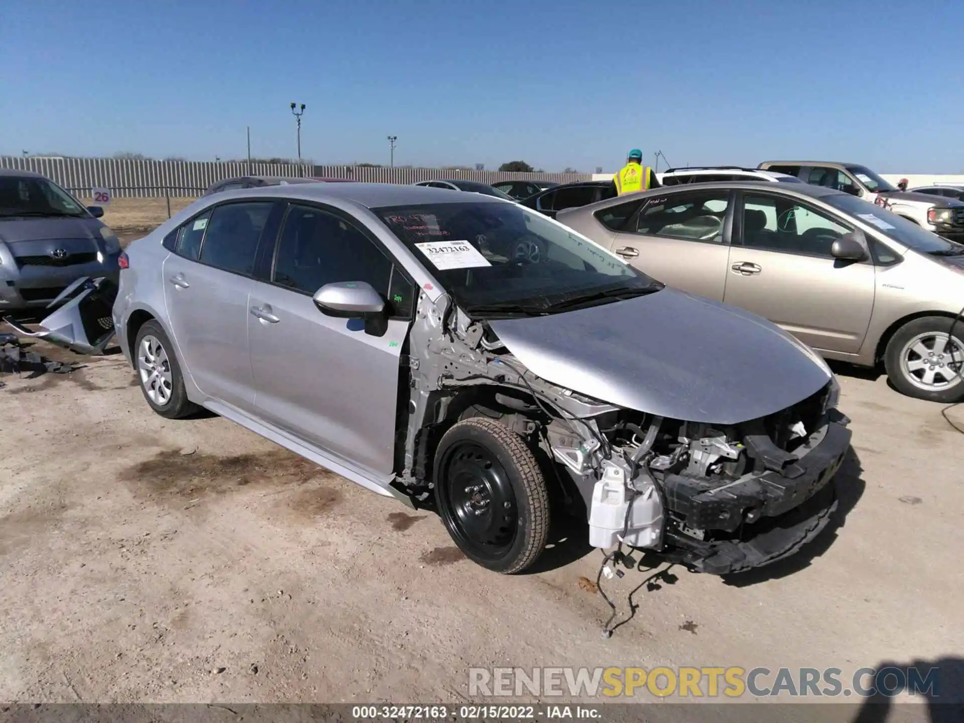 1 Photograph of a damaged car JTDEPRAE9LJ103853 TOYOTA COROLLA 2020