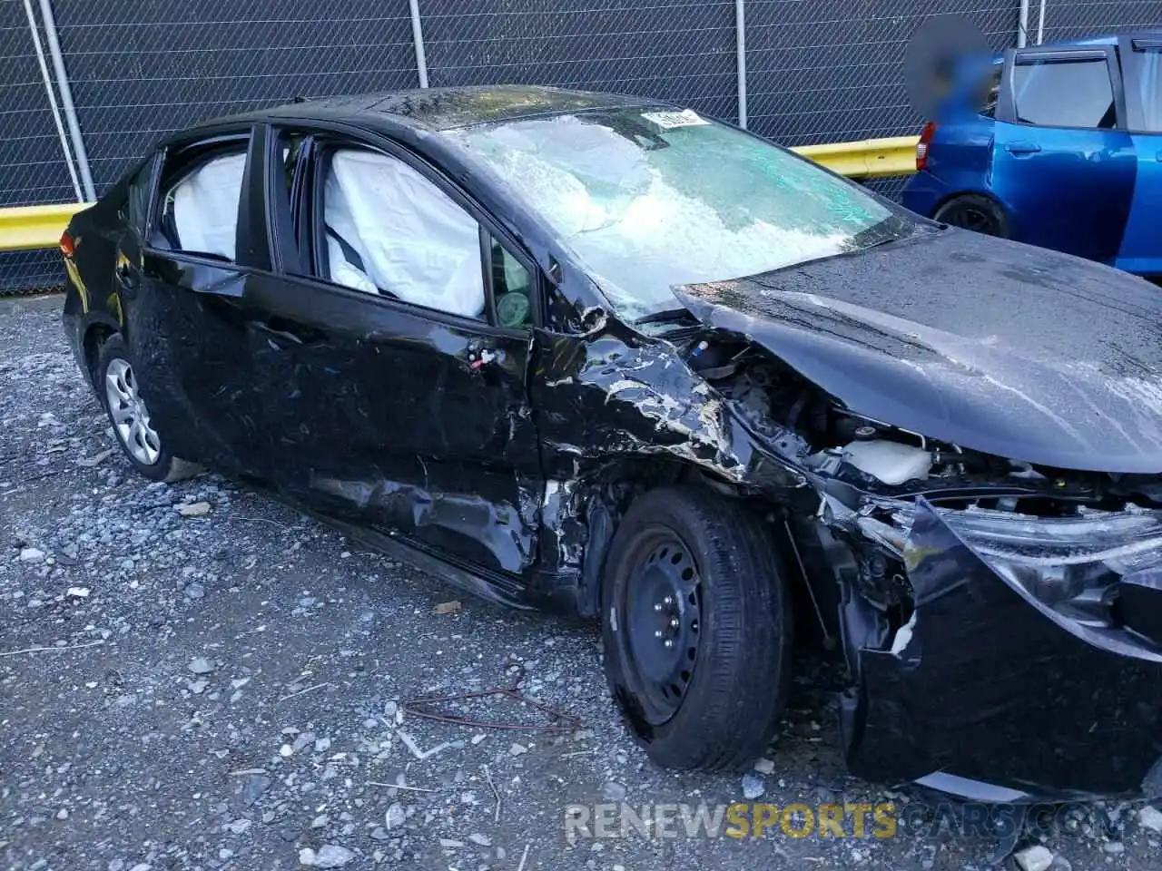 9 Photograph of a damaged car JTDEPRAE9LJ104081 TOYOTA COROLLA 2020