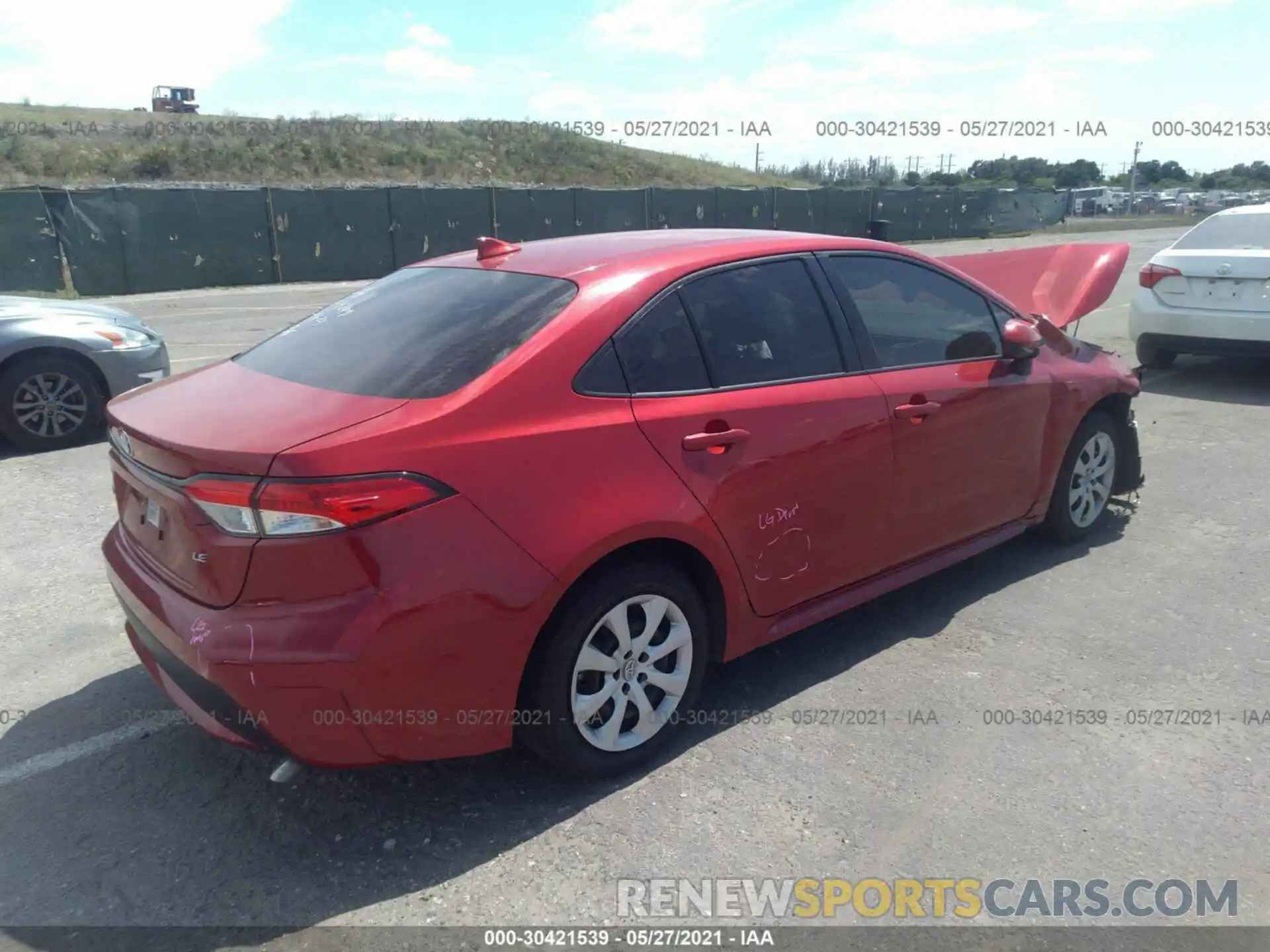 4 Photograph of a damaged car JTDEPRAE9LJ104209 TOYOTA COROLLA 2020