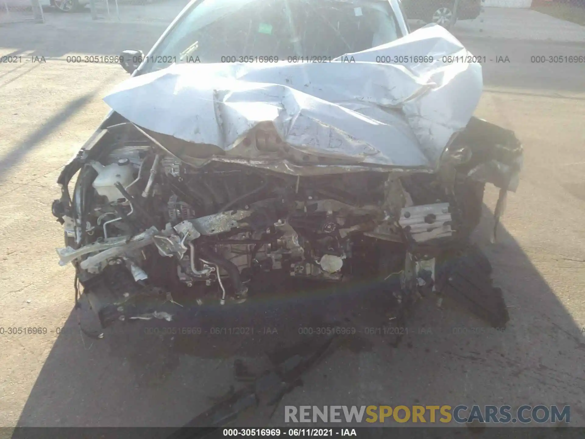 6 Photograph of a damaged car JTDEPRAE9LJ104498 TOYOTA COROLLA 2020