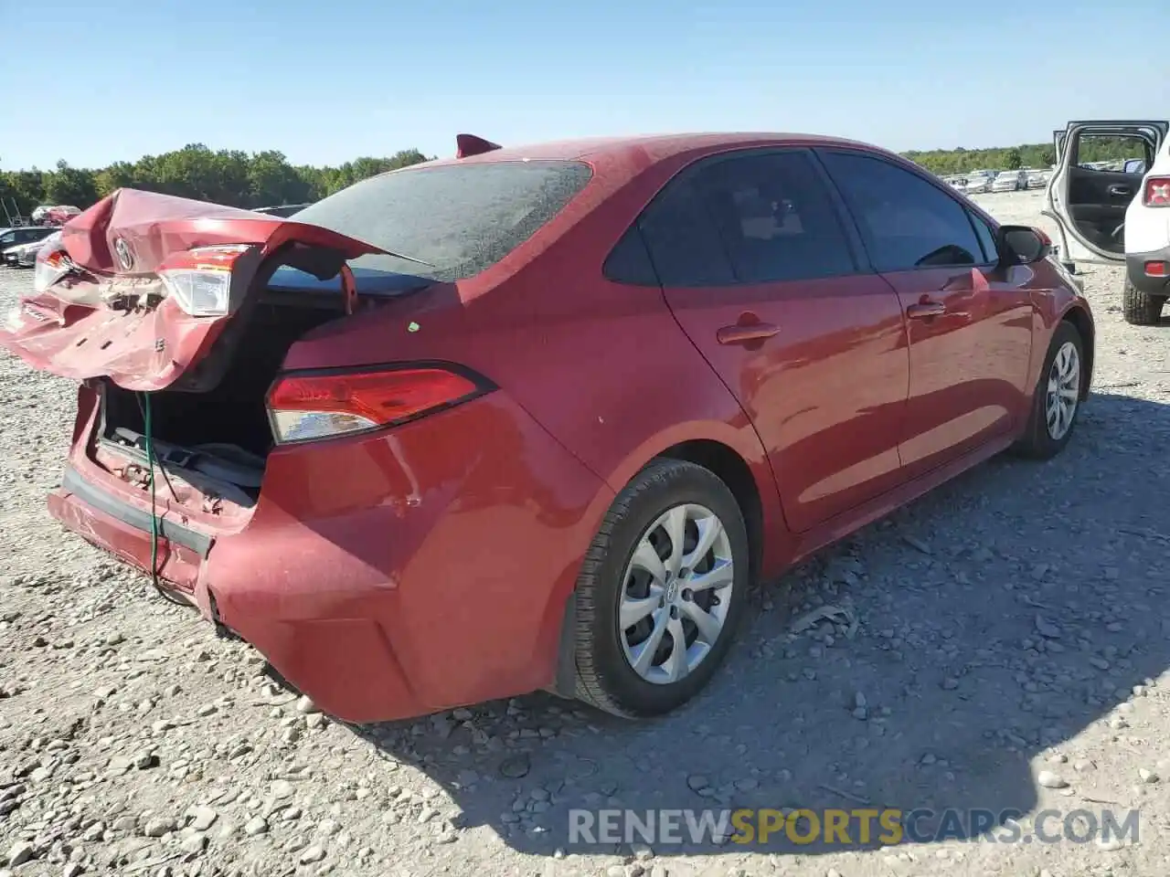 4 Photograph of a damaged car JTDEPRAE9LJ104971 TOYOTA COROLLA 2020