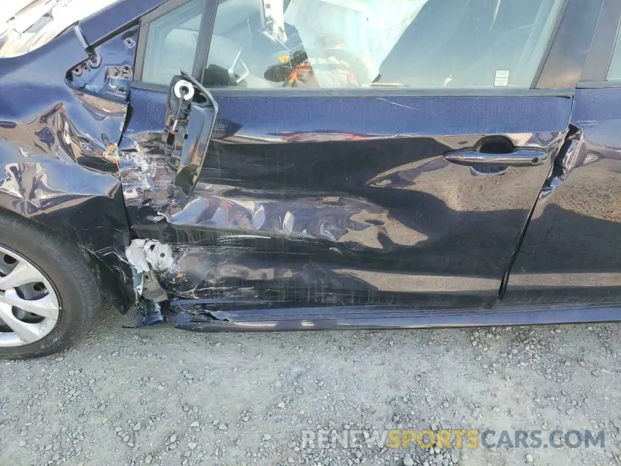 9 Photograph of a damaged car JTDEPRAE9LJ107479 TOYOTA COROLLA 2020