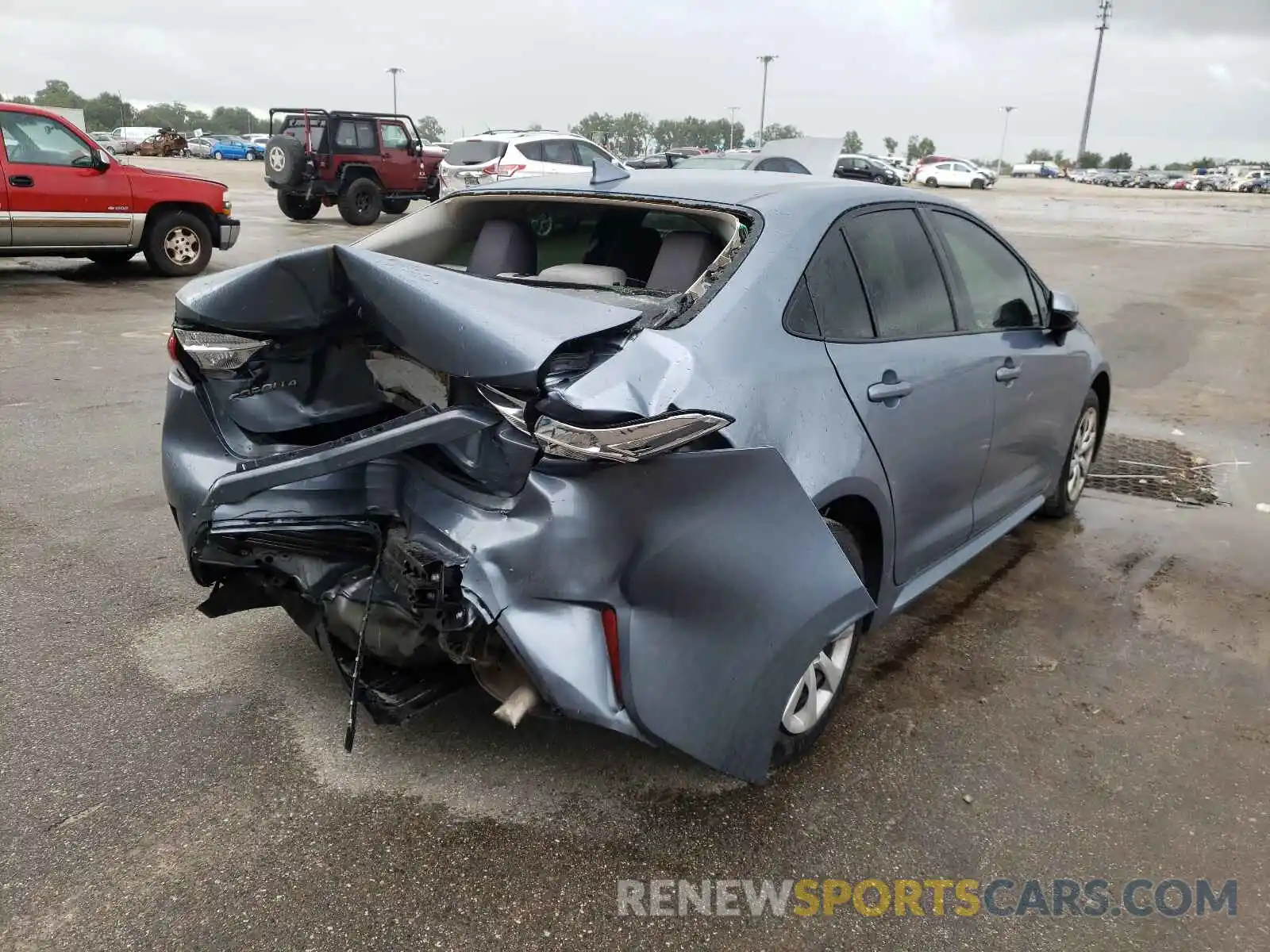 4 Photograph of a damaged car JTDEPRAE9LJ107644 TOYOTA COROLLA 2020