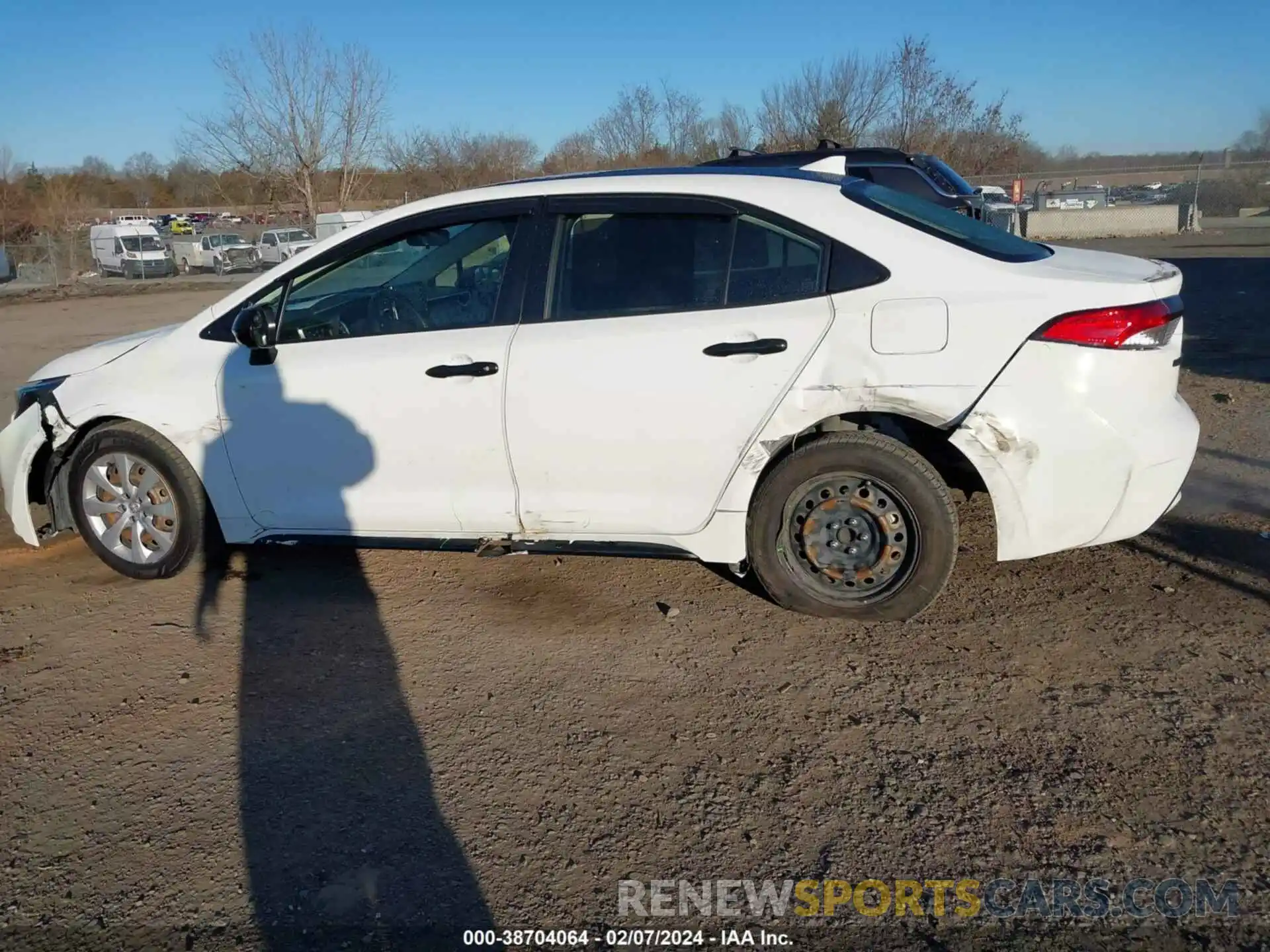 14 Photograph of a damaged car JTDEPRAE9LJ107885 TOYOTA COROLLA 2020