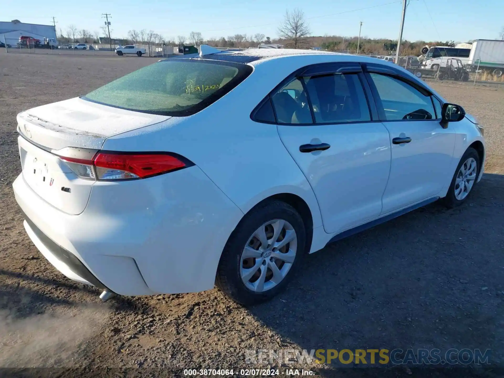 4 Photograph of a damaged car JTDEPRAE9LJ107885 TOYOTA COROLLA 2020