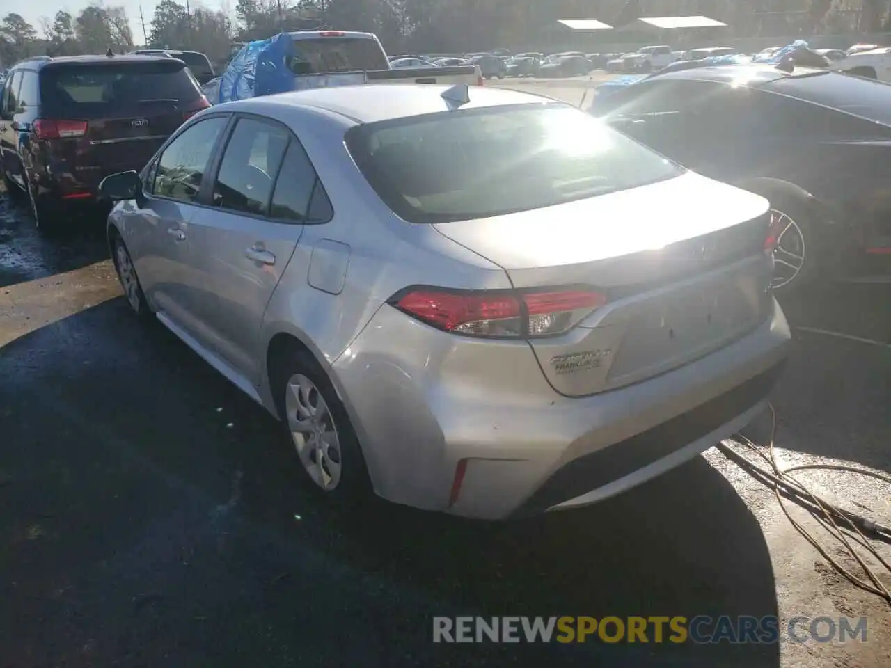 3 Photograph of a damaged car JTDEPRAE9LJ108728 TOYOTA COROLLA 2020