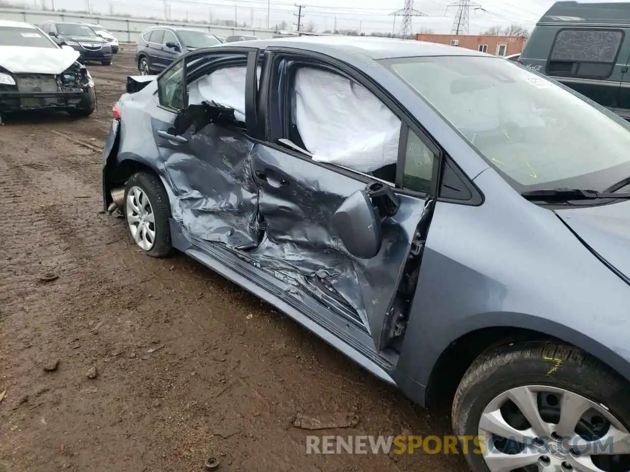 9 Photograph of a damaged car JTDEPRAE9LJ109829 TOYOTA COROLLA 2020