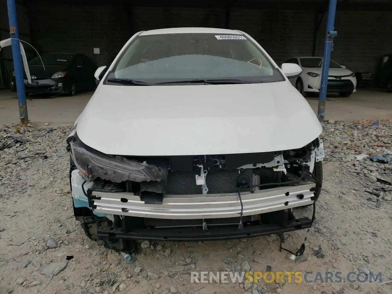 9 Photograph of a damaged car JTDEPRAE9LJ110026 TOYOTA COROLLA 2020