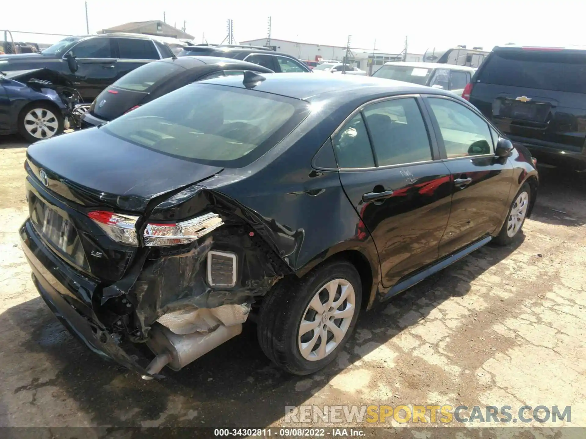 4 Photograph of a damaged car JTDEPRAE9LJ110950 TOYOTA COROLLA 2020