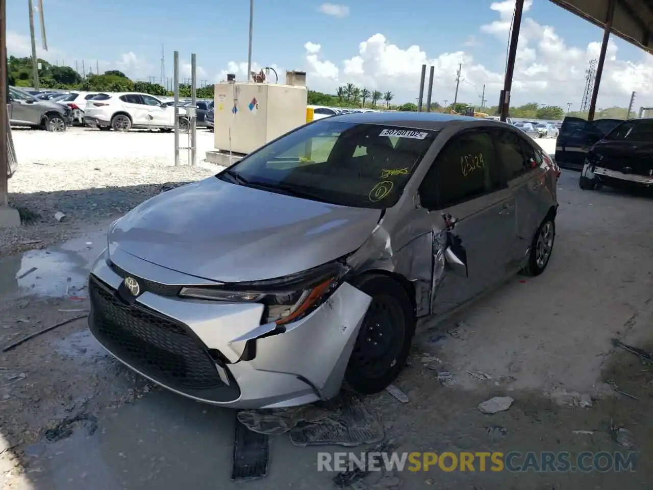 2 Photograph of a damaged car JTDEPRAE9LJ111161 TOYOTA COROLLA 2020