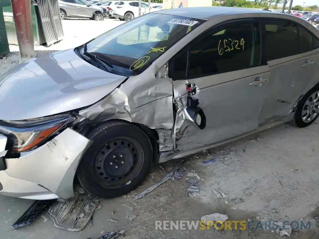 9 Photograph of a damaged car JTDEPRAE9LJ111161 TOYOTA COROLLA 2020