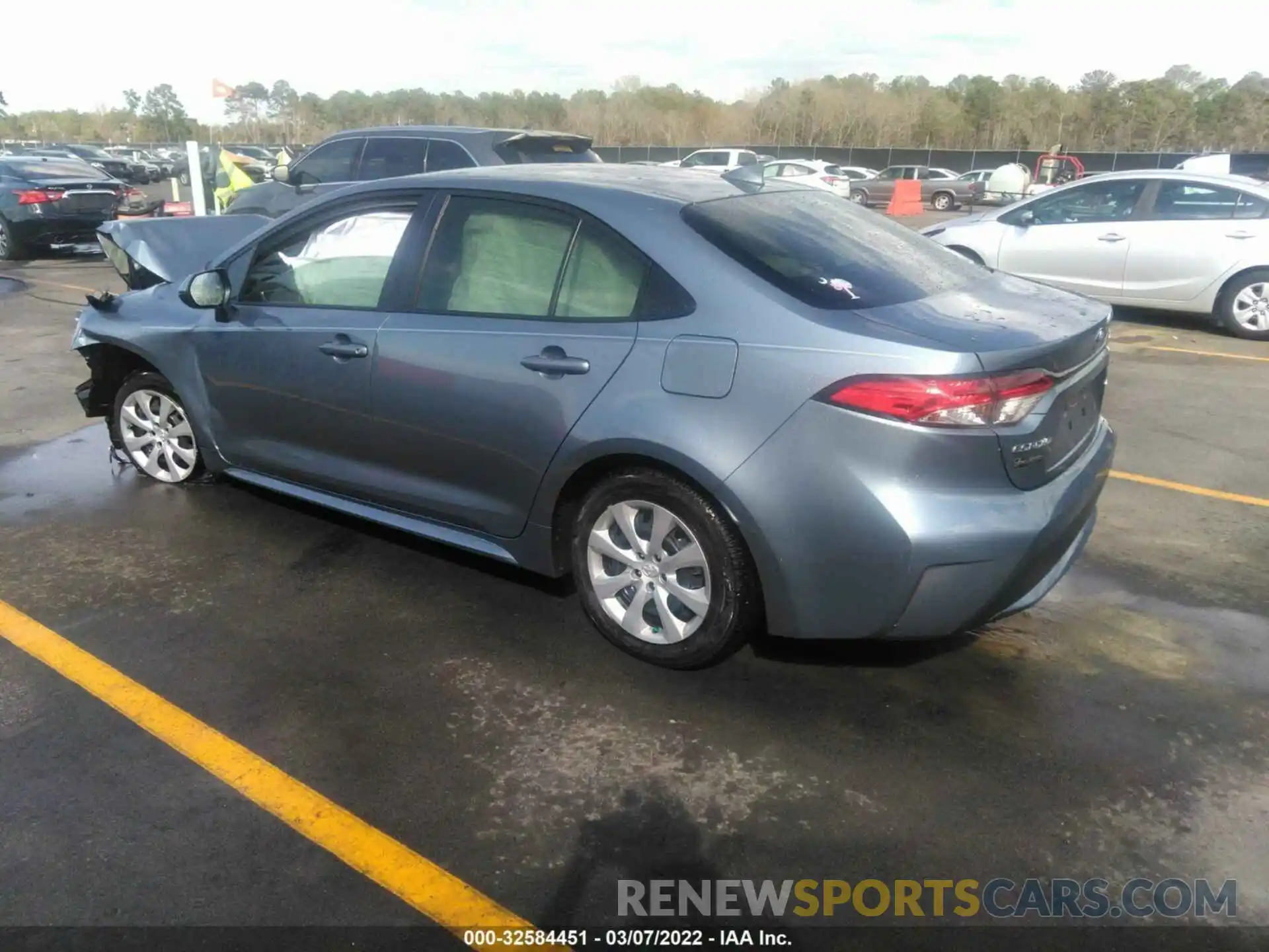 3 Photograph of a damaged car JTDEPRAE9LJ112195 TOYOTA COROLLA 2020