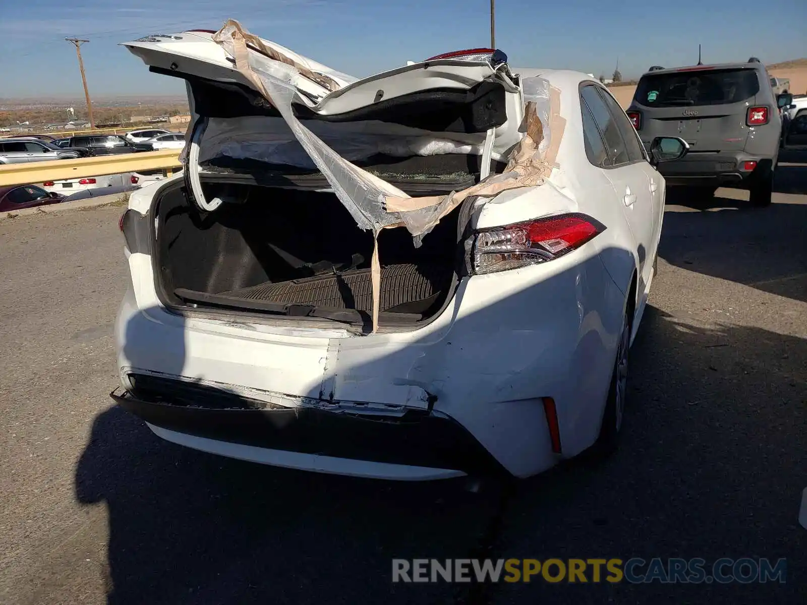 9 Photograph of a damaged car JTDEPRAE9LJ112293 TOYOTA COROLLA 2020