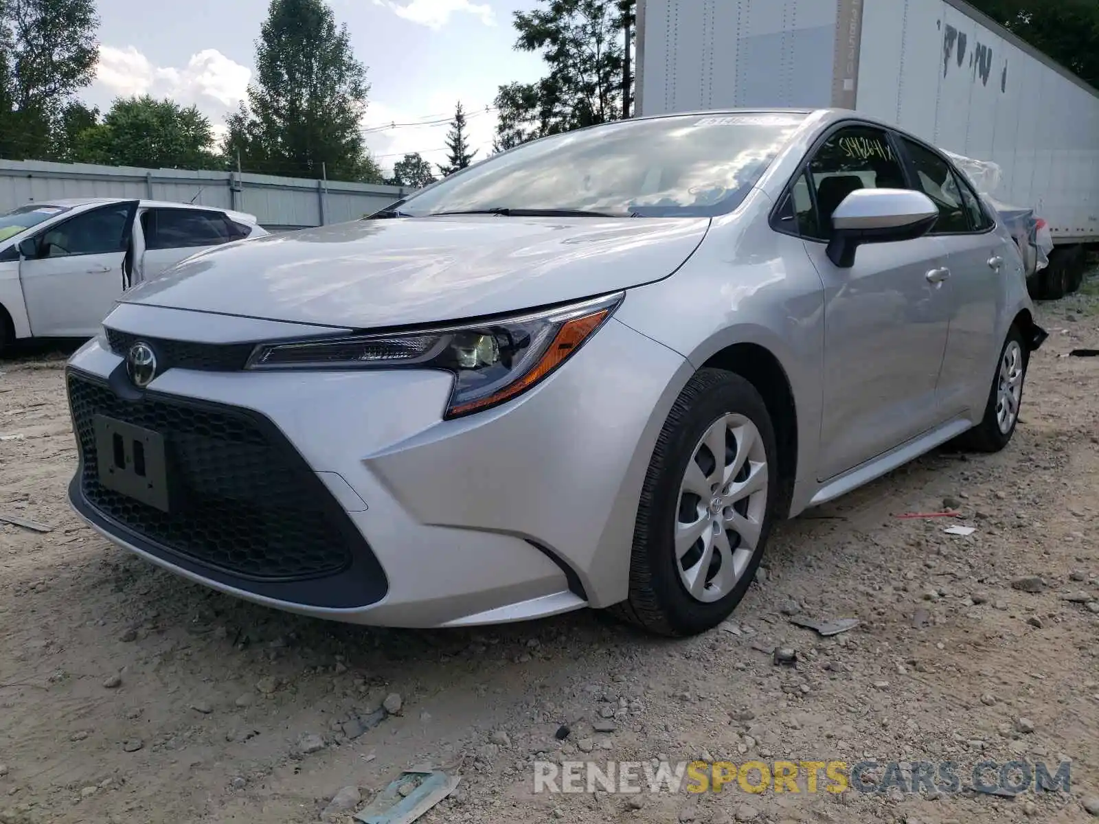 2 Photograph of a damaged car JTDEPRAE9LJ113332 TOYOTA COROLLA 2020