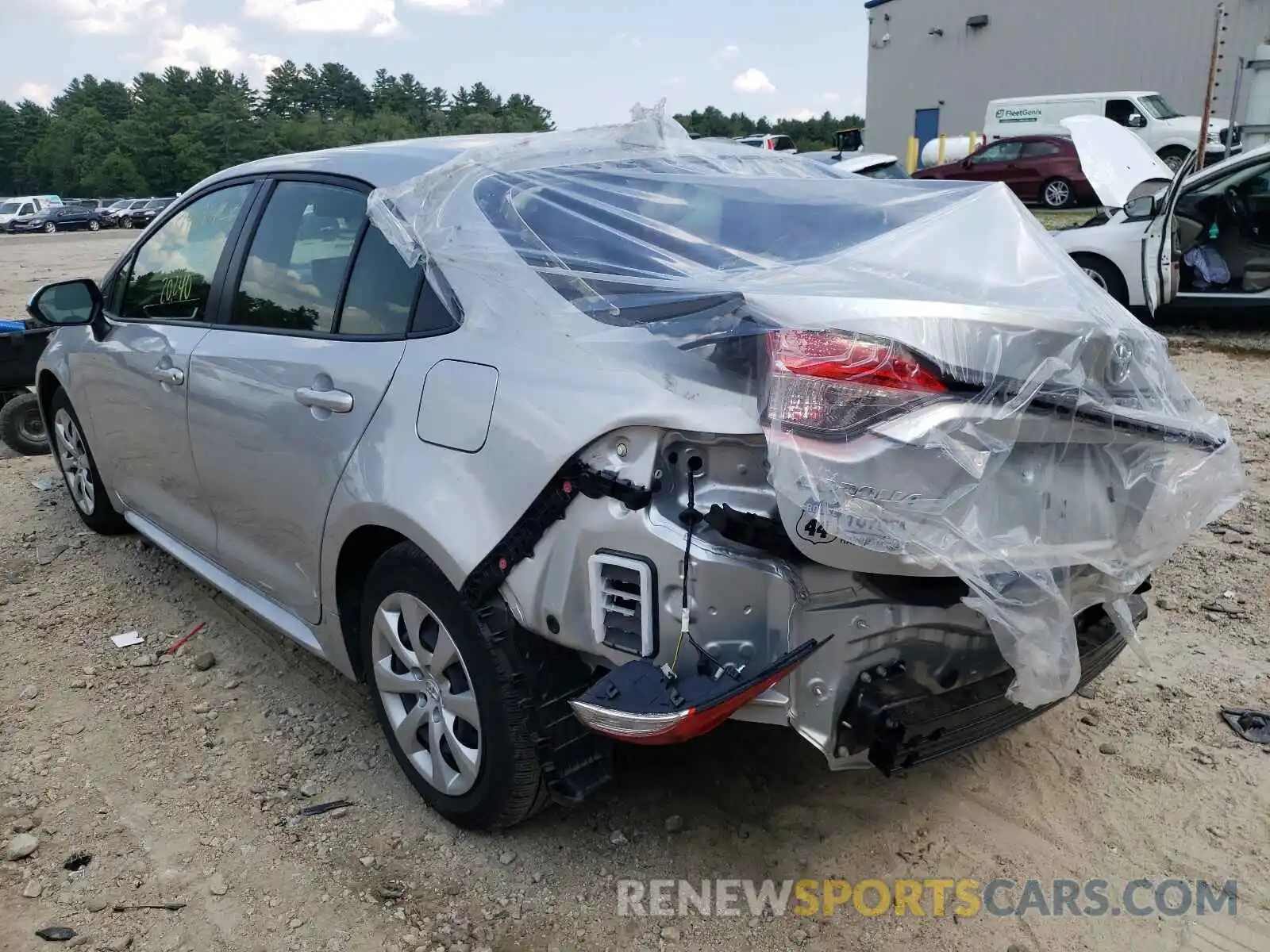 3 Photograph of a damaged car JTDEPRAE9LJ113332 TOYOTA COROLLA 2020