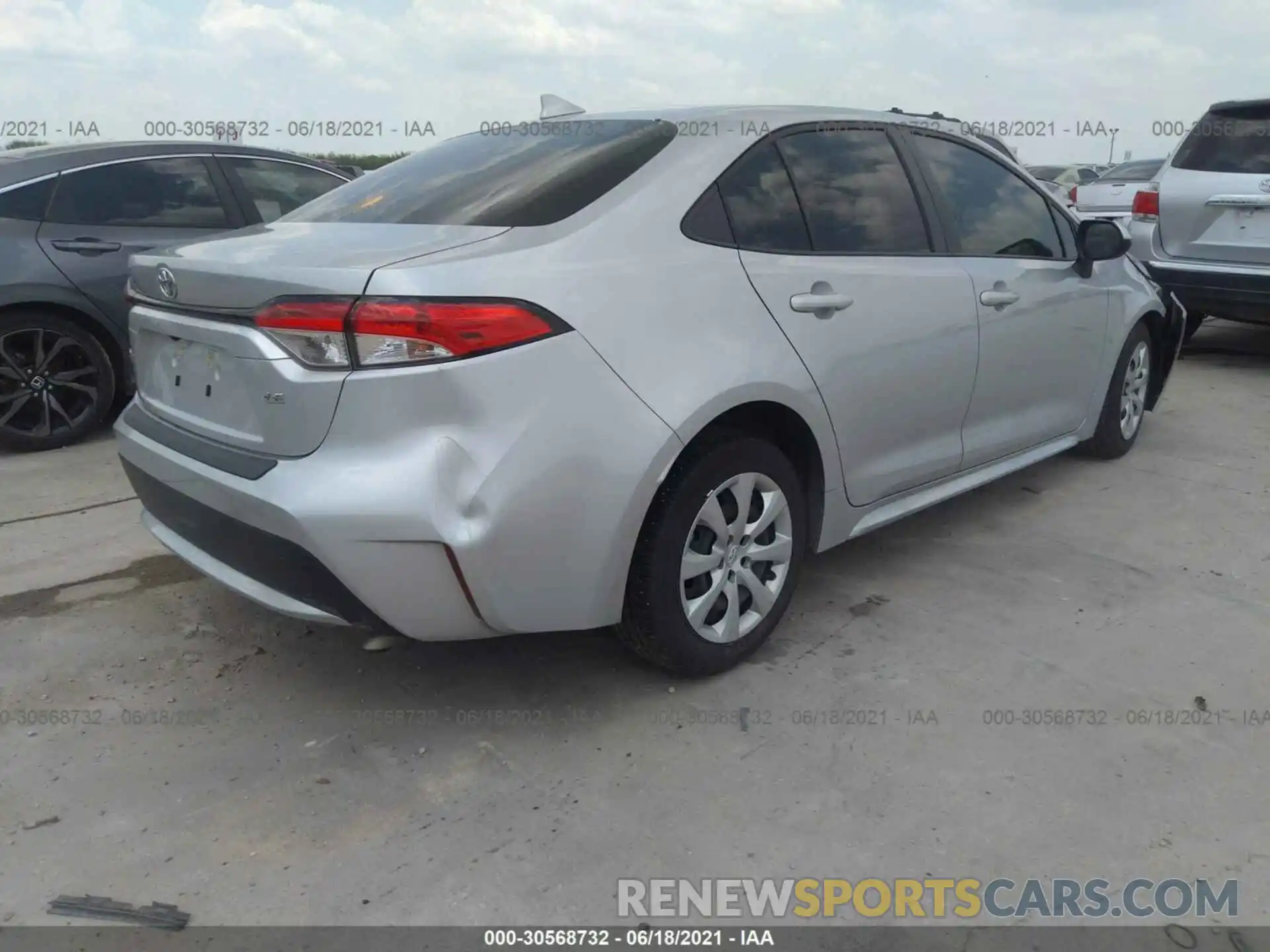 4 Photograph of a damaged car JTDEPRAE9LJ114206 TOYOTA COROLLA 2020