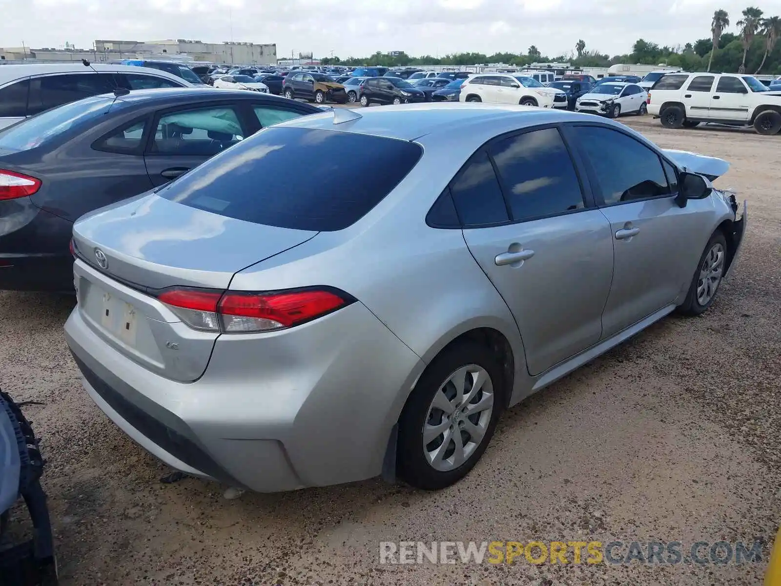 4 Photograph of a damaged car JTDEPRAE9LJ114464 TOYOTA COROLLA 2020